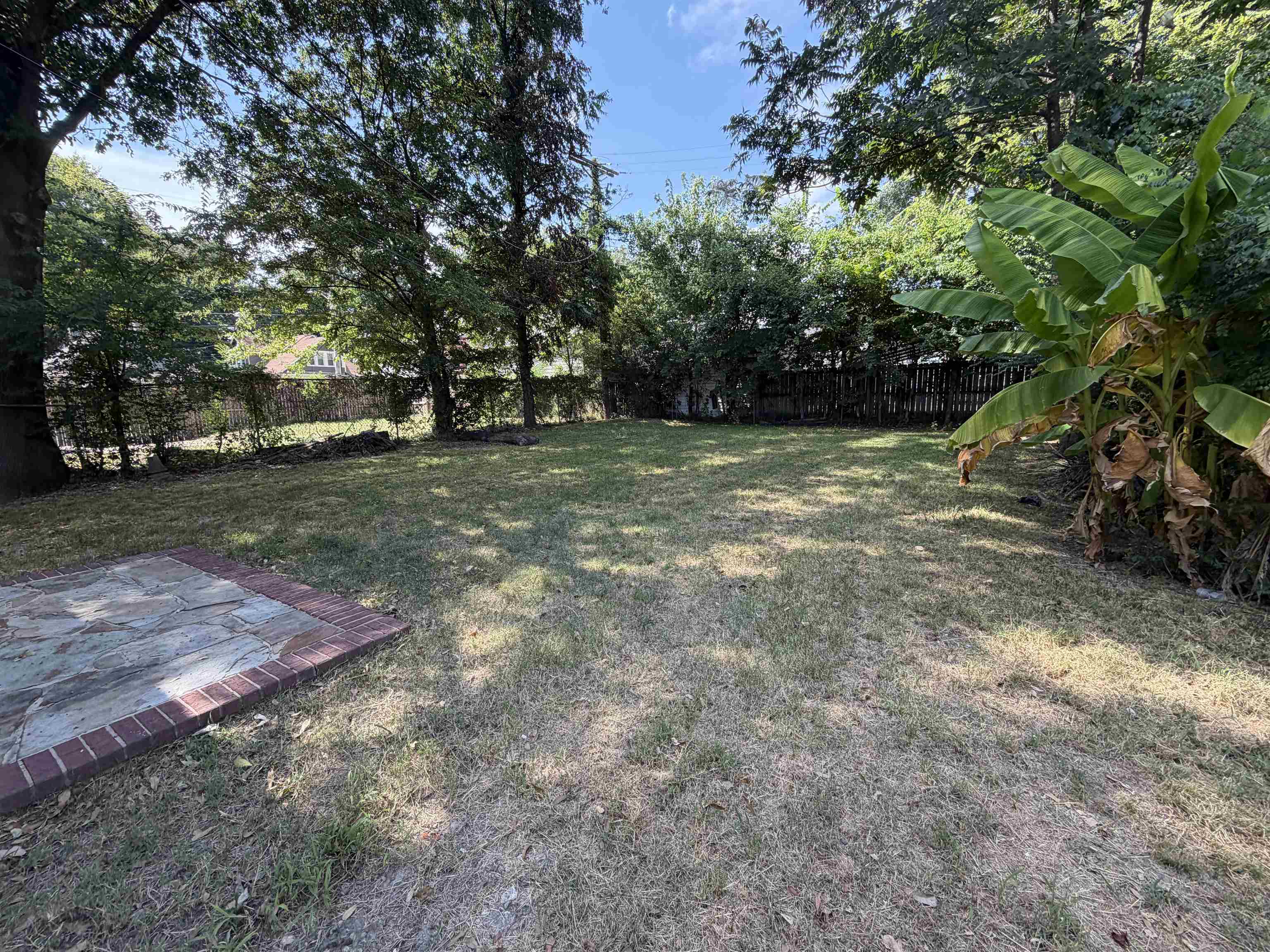 2078 Walker Ave Property Photo 13