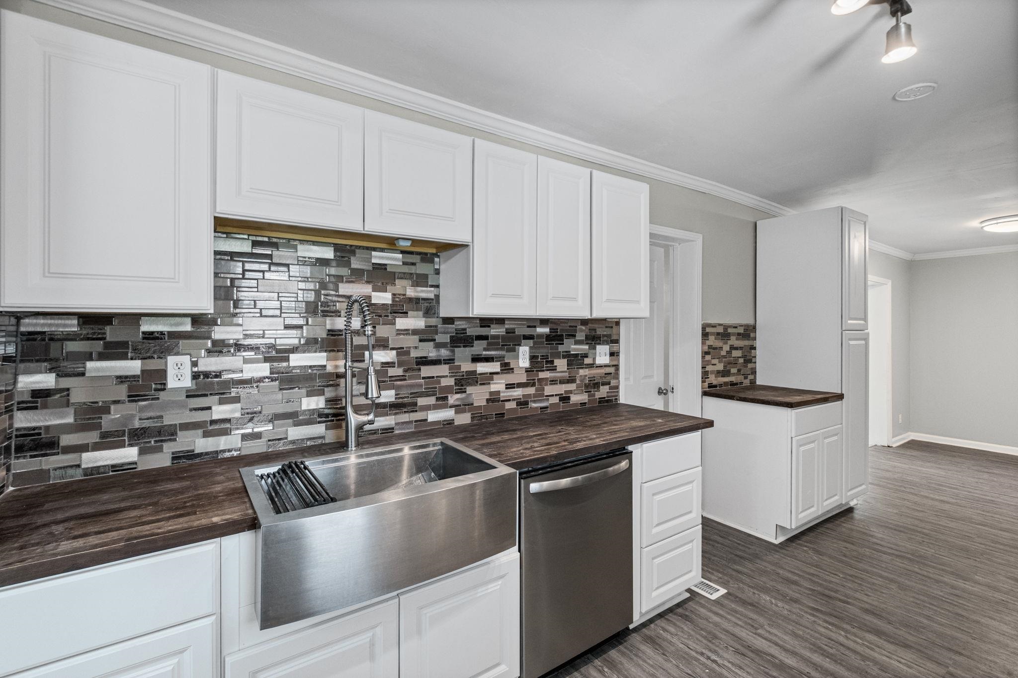 46 Charles Ave Property Photo 13