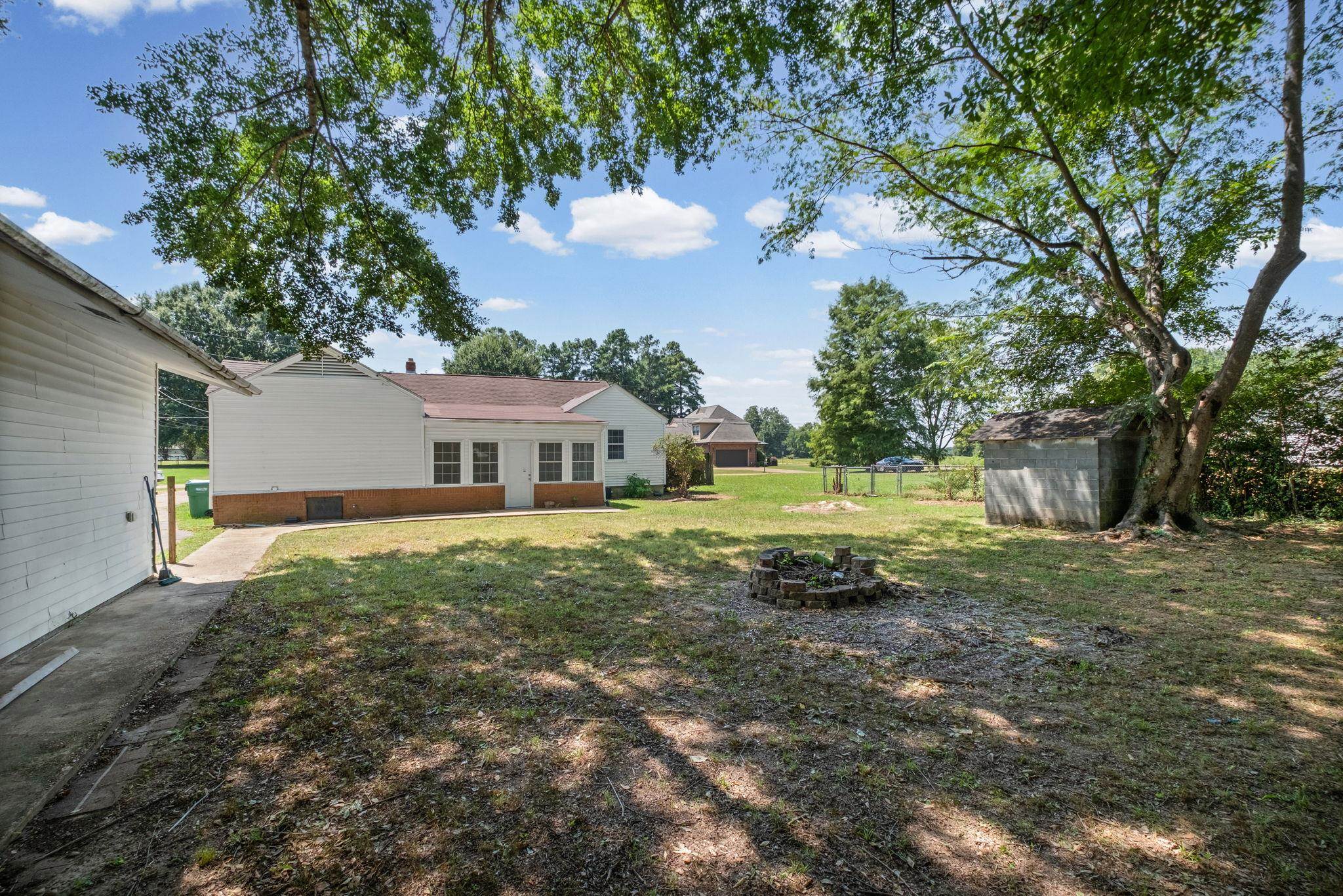 46 Charles Ave Property Photo 26