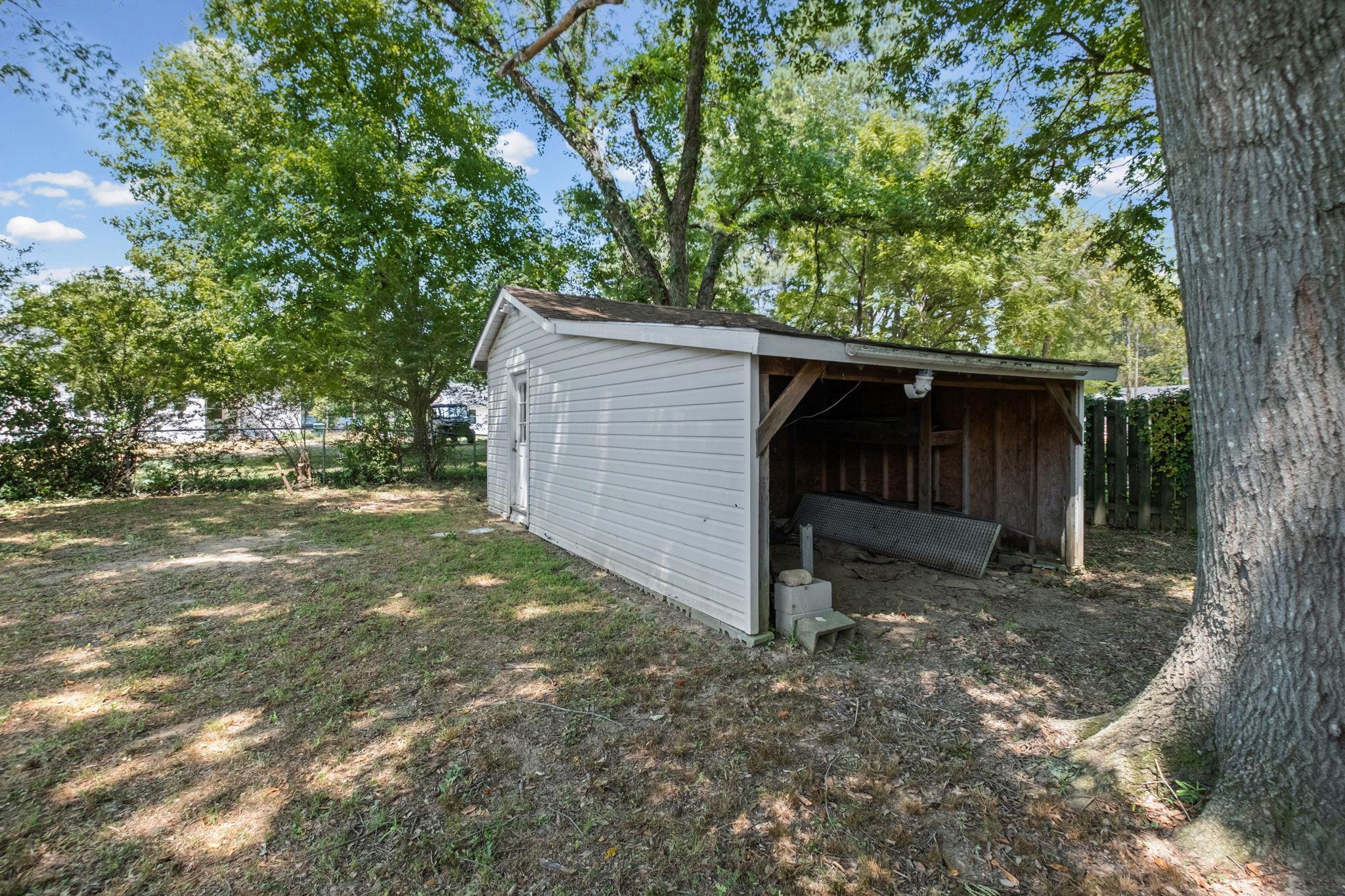 46 Charles Ave Property Photo 27