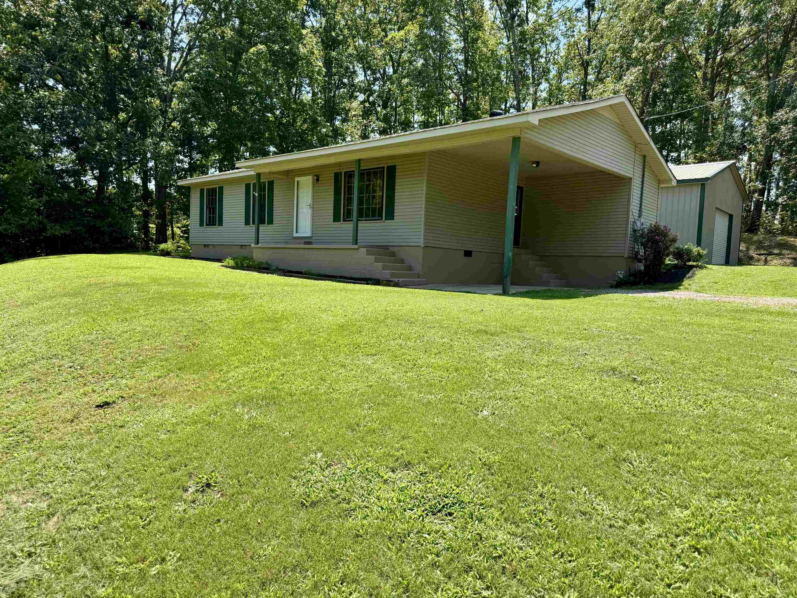 1550 COUNTY HOME RD