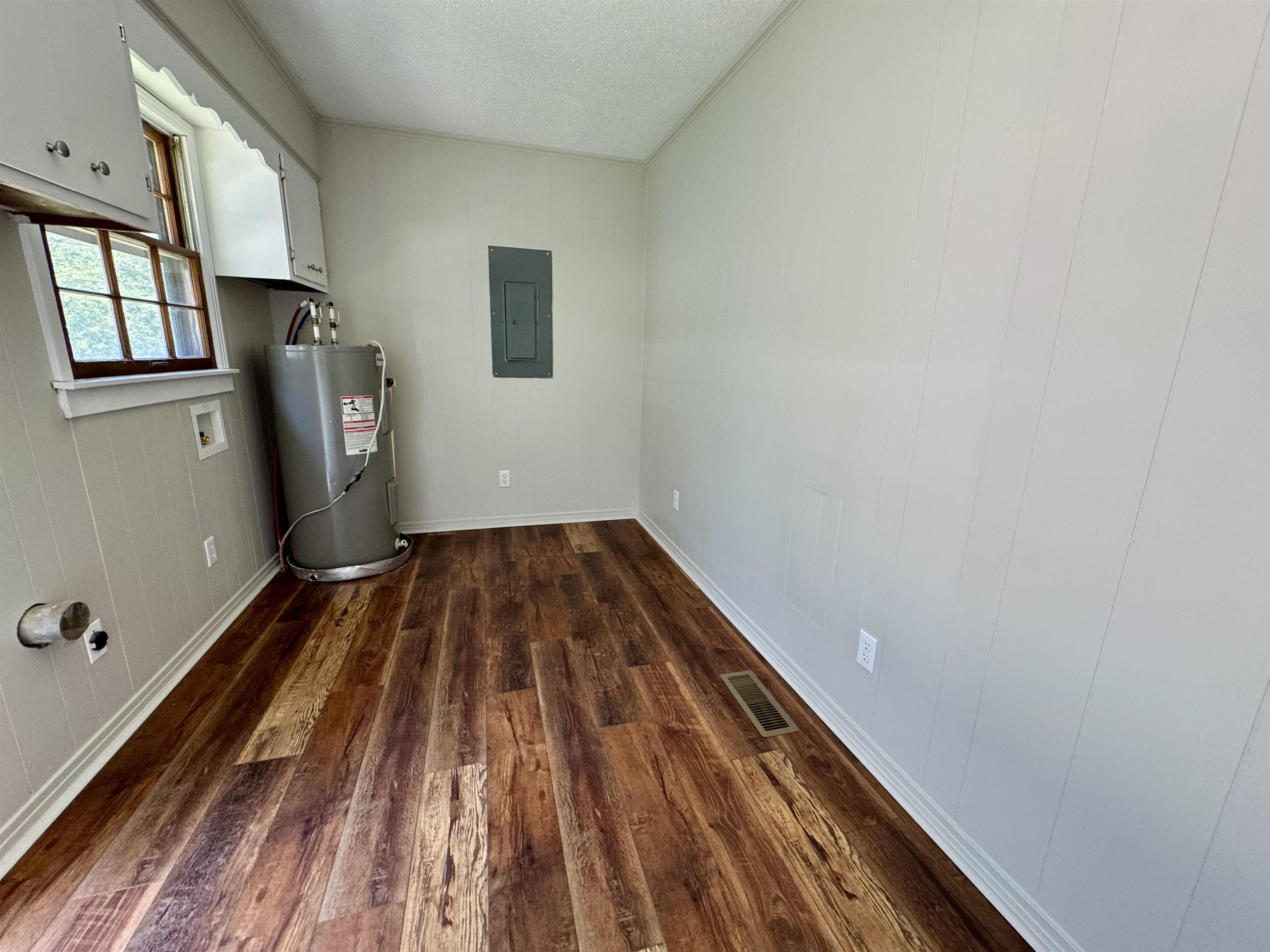 1550 County Home Rd Property Photo 8