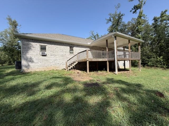 320 Hawthorne Ln Property Photo 12