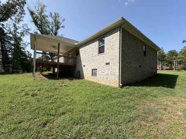 320 Hawthorne Ln Property Photo 14
