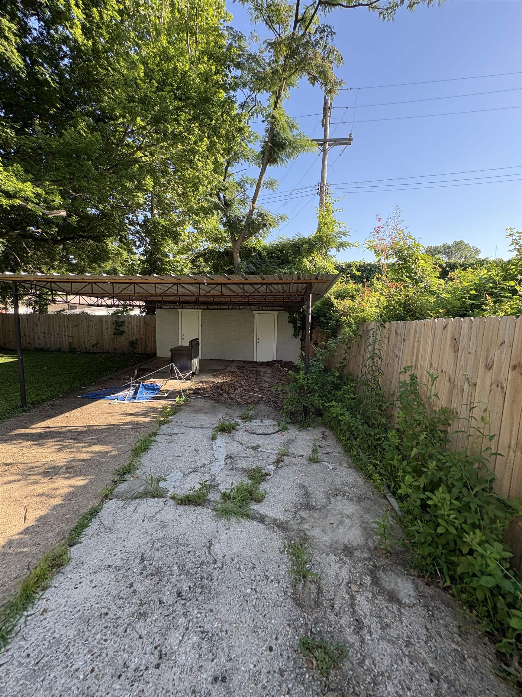2412 Vollintine Ave Property Photo 4