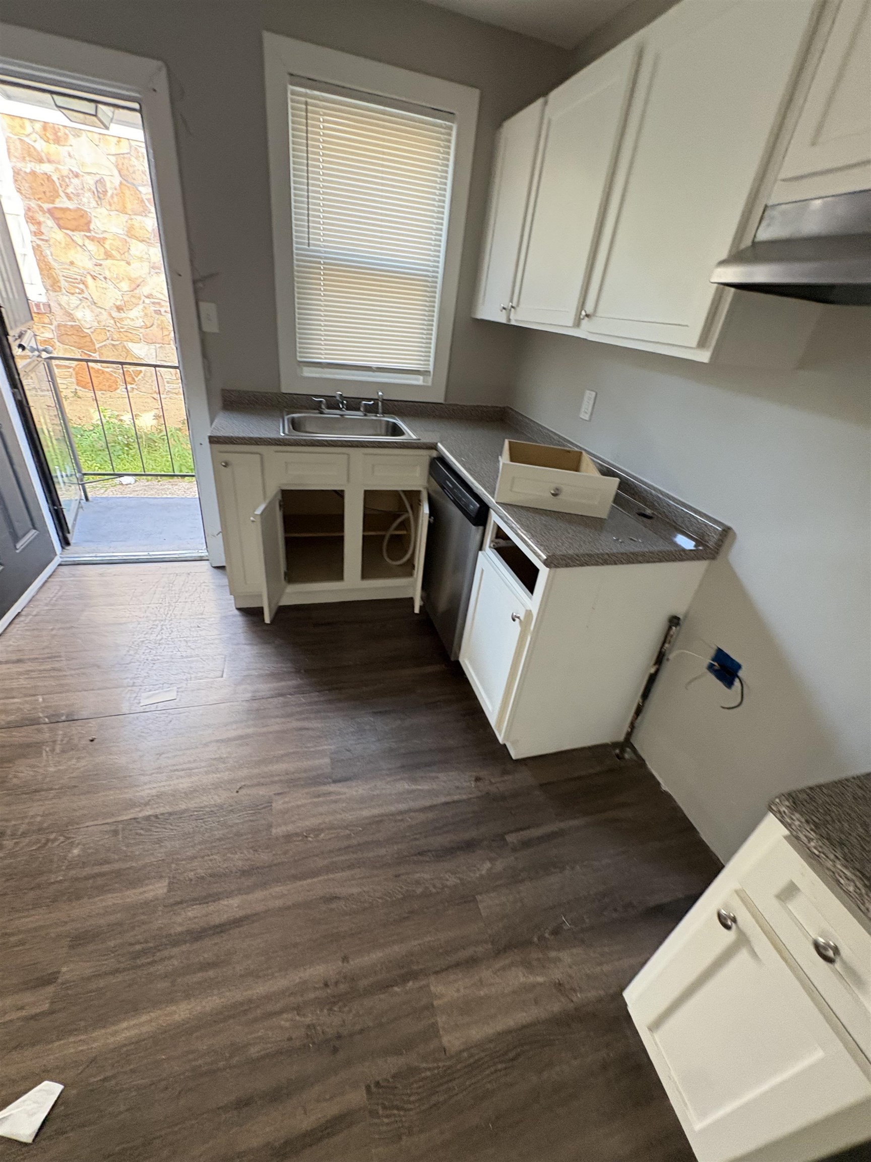 2412 Vollintine Ave Property Photo 10