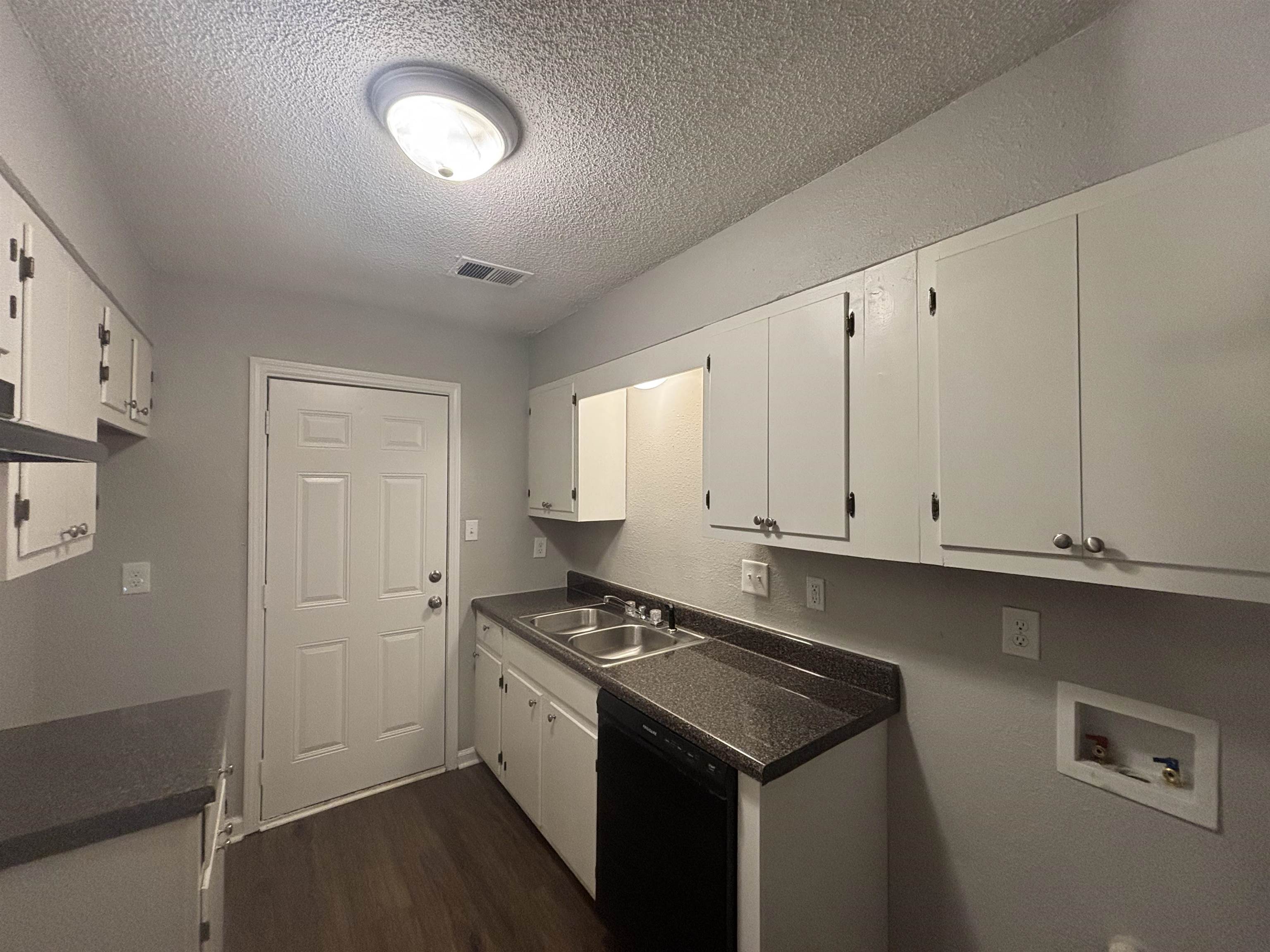 2986 Lake Park Rd Property Photo 15