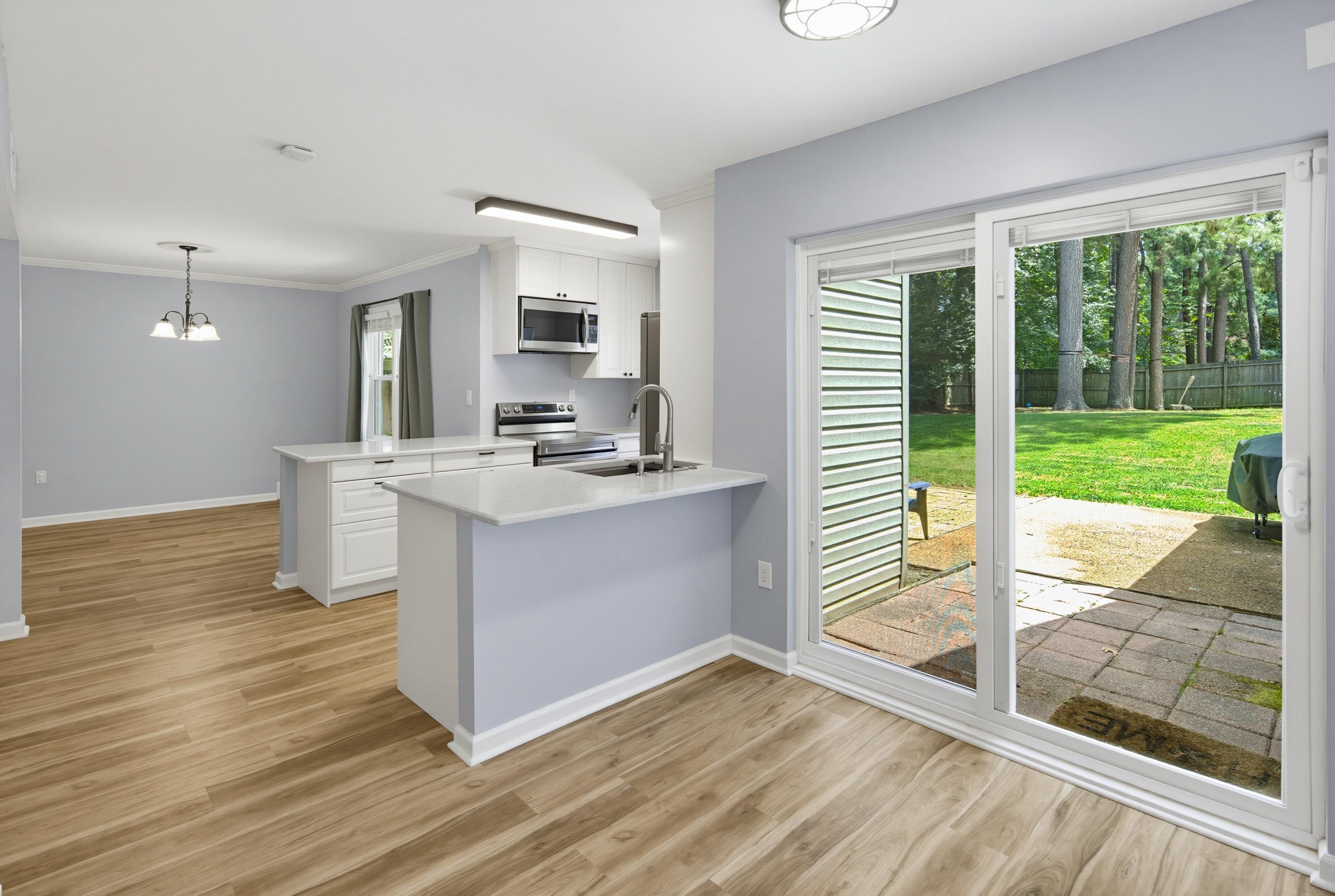 2088 Allenby Rd Property Photo 14