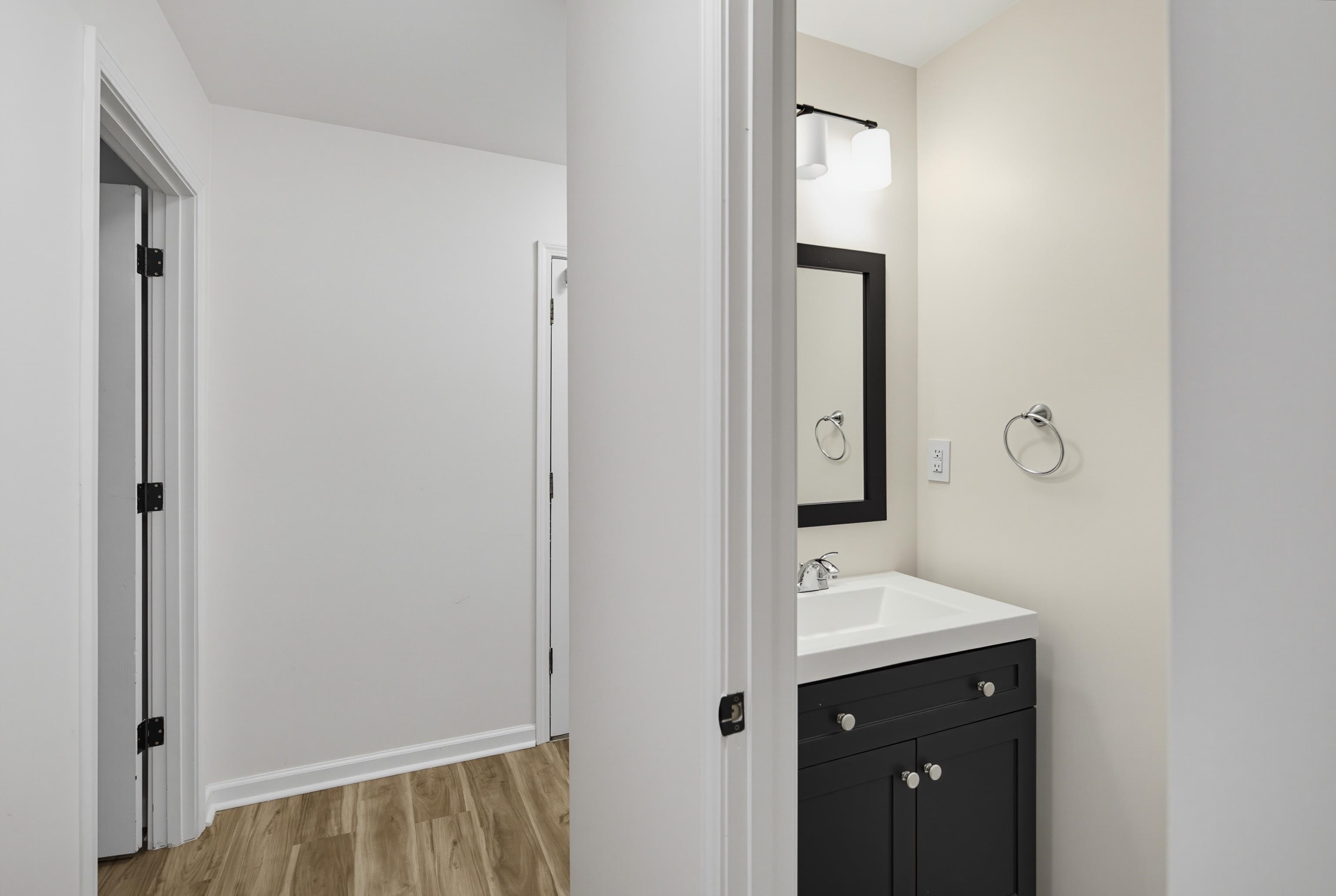 2088 Allenby Rd Property Photo 16
