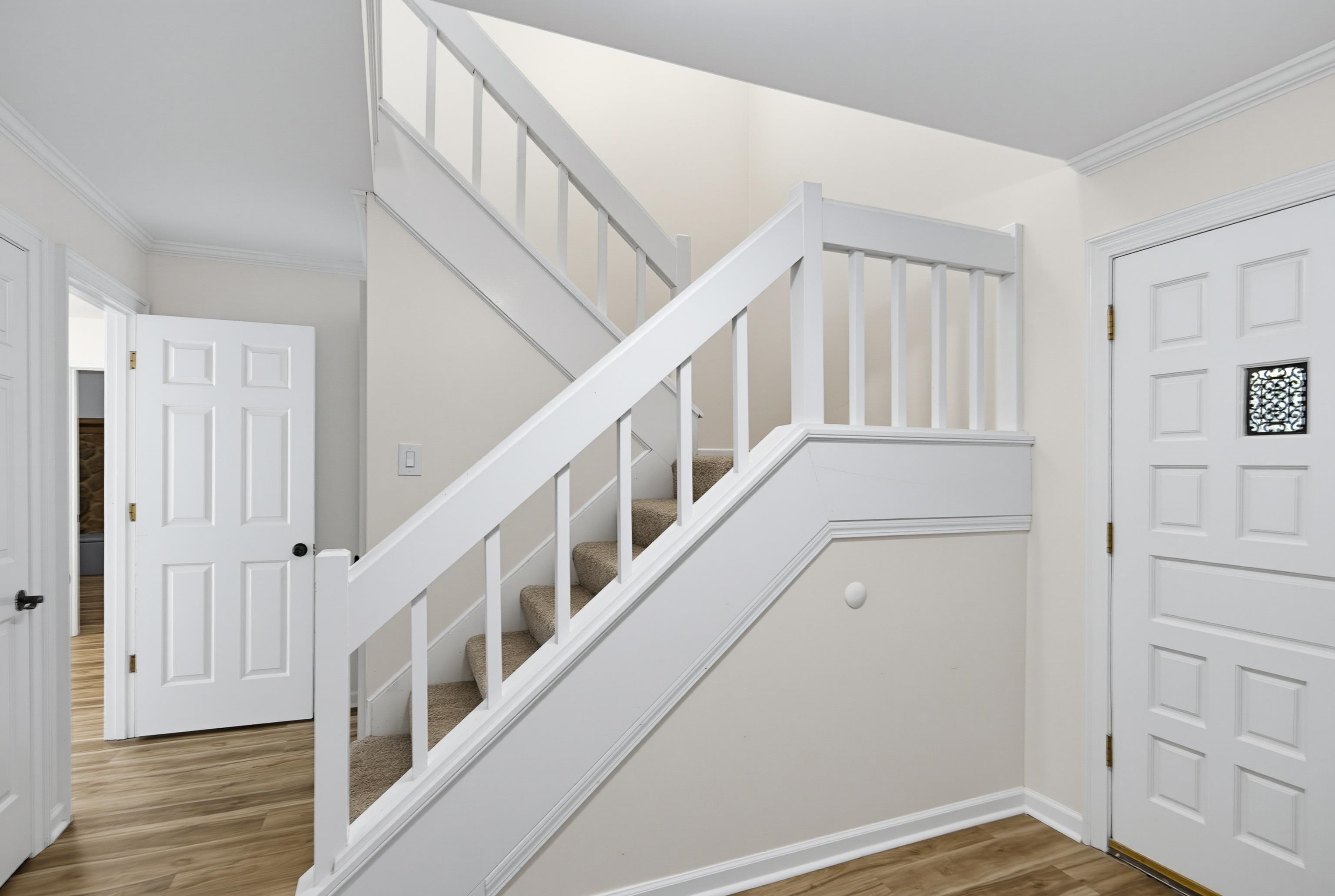 2088 Allenby Rd Property Photo 20