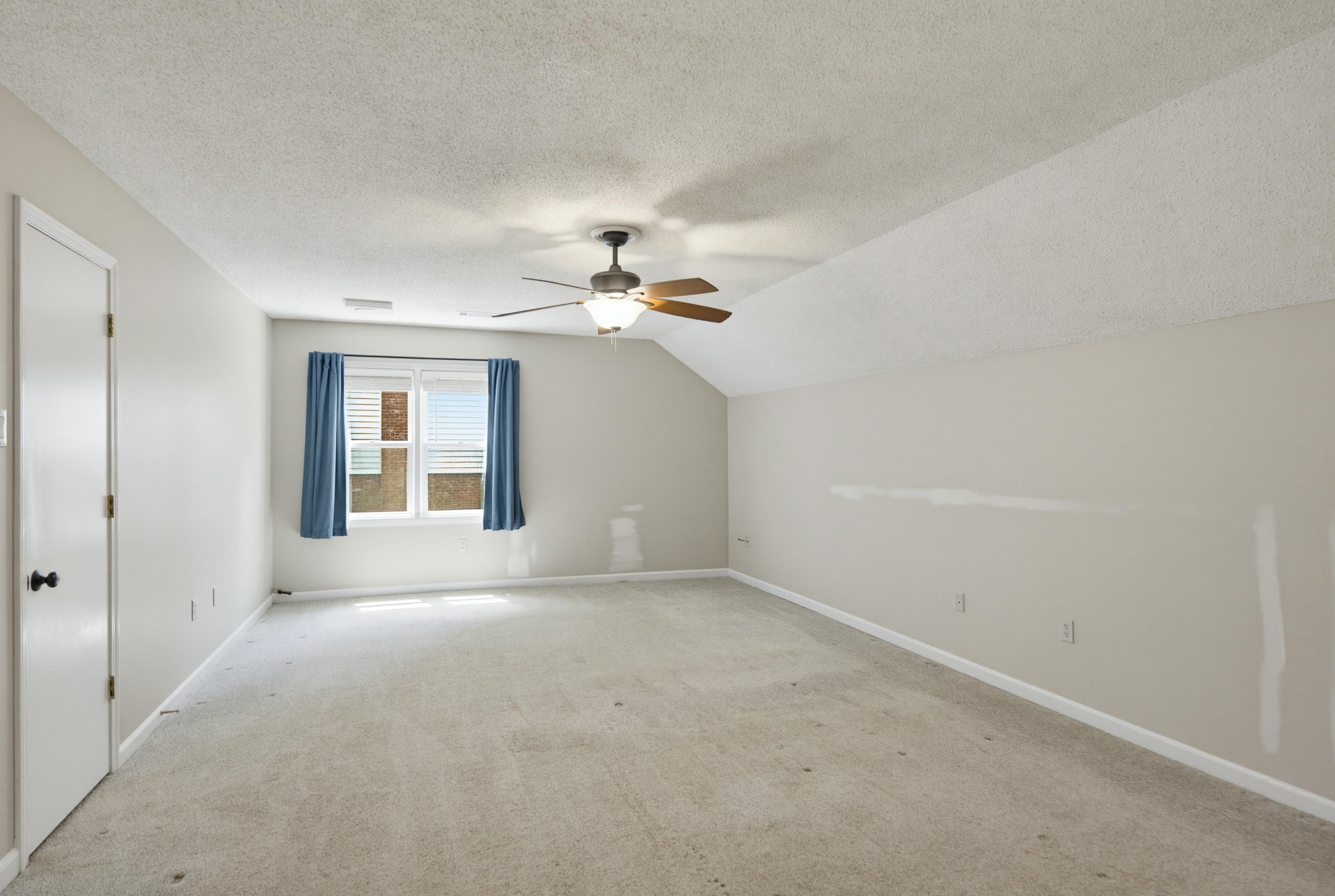 2088 Allenby Rd Property Photo 22