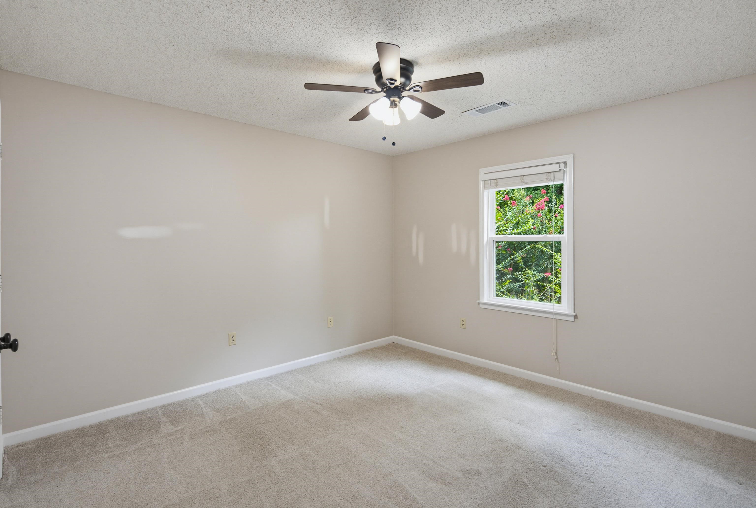 2088 Allenby Rd Property Photo 26