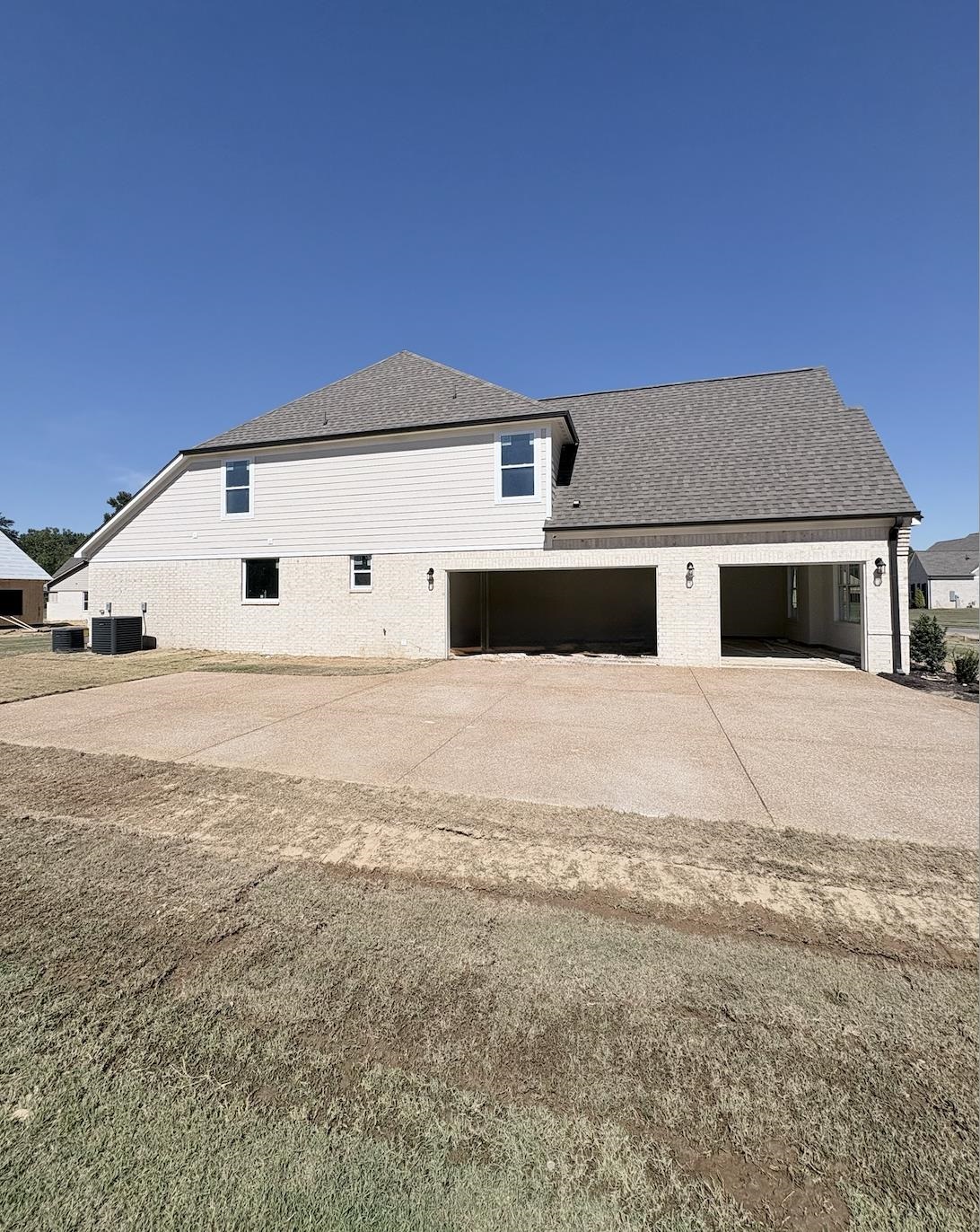 5037 Jon Oak Cv Property Photo 2