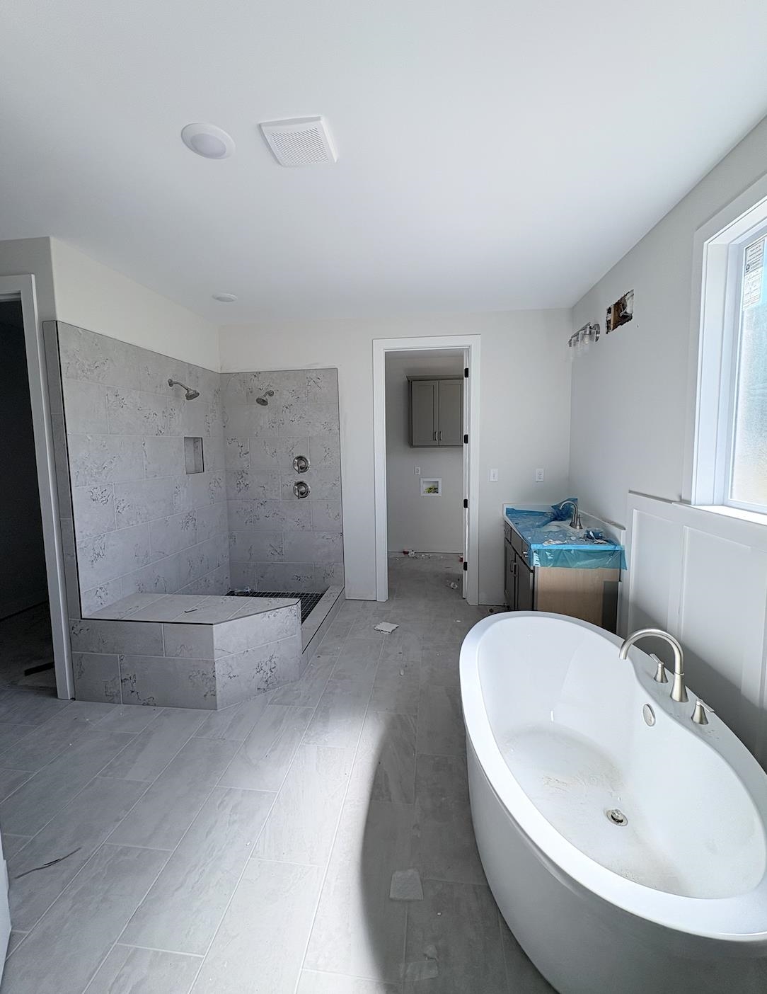5037 Jon Oak Cv Property Photo 8