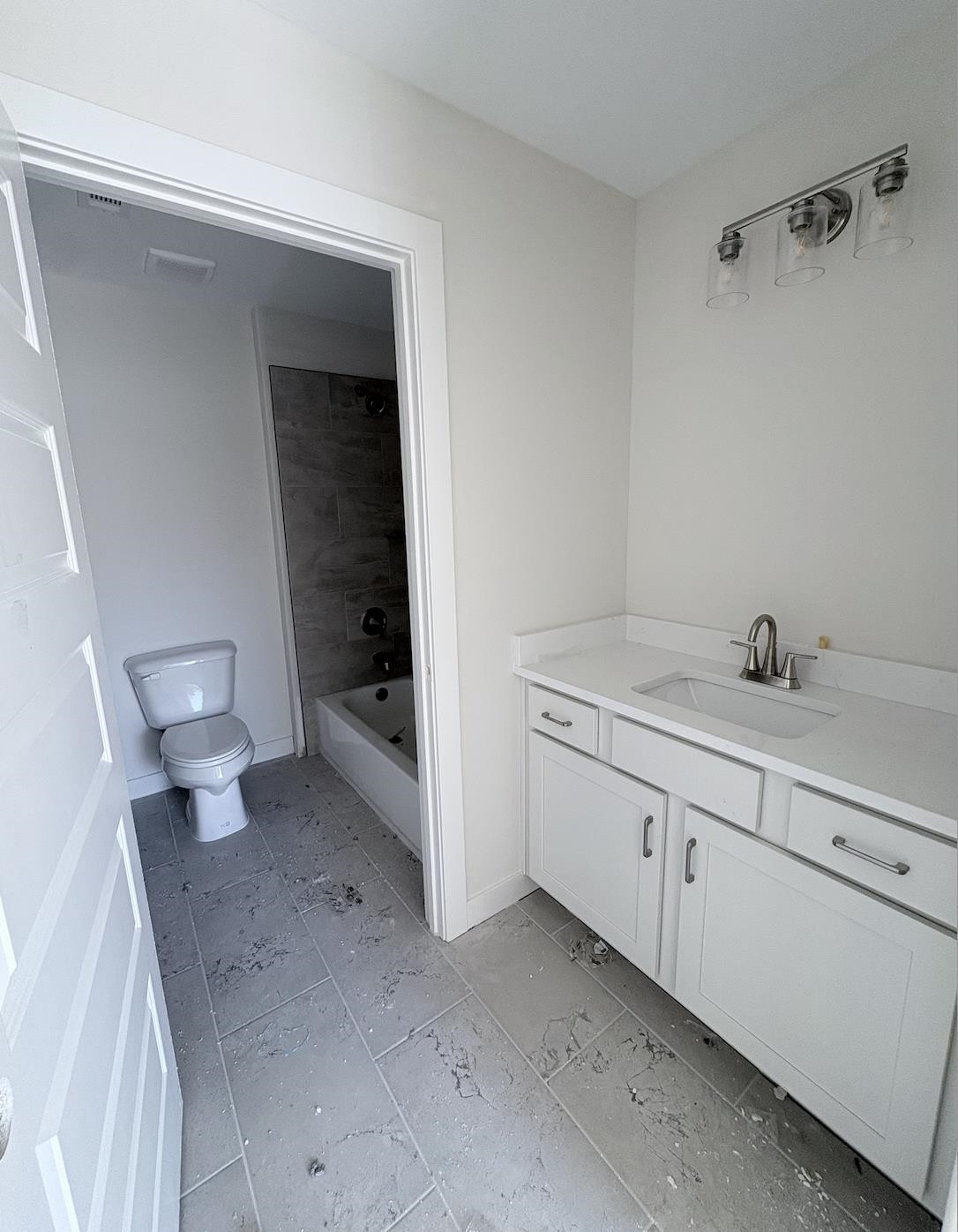 5037 Jon Oak Cv Property Photo 11
