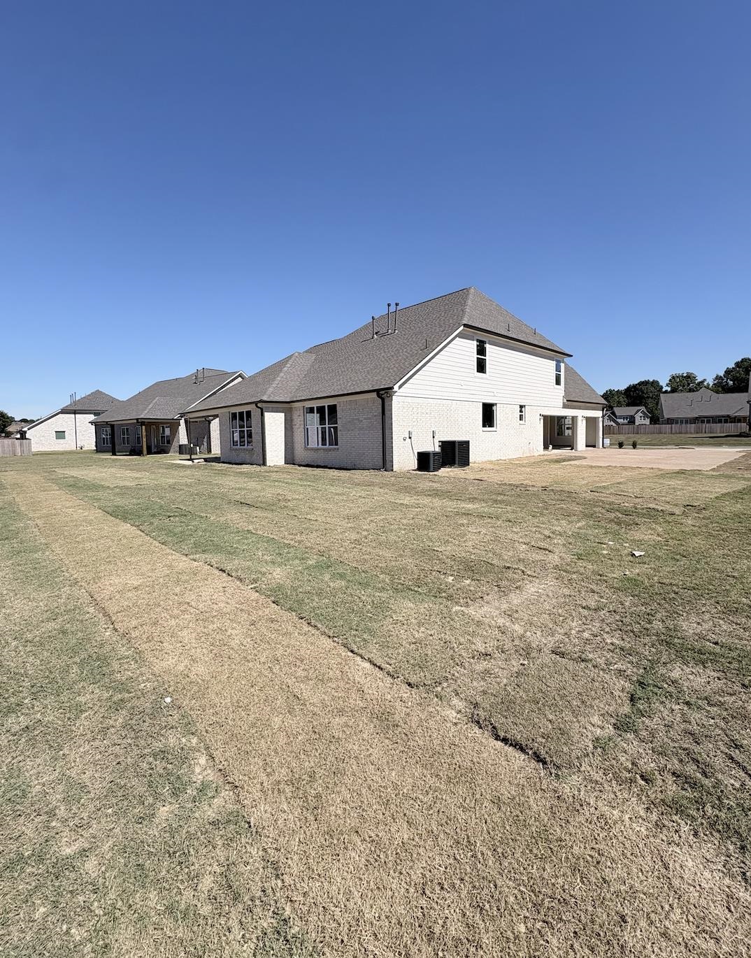5037 Jon Oak Cv Property Photo 13