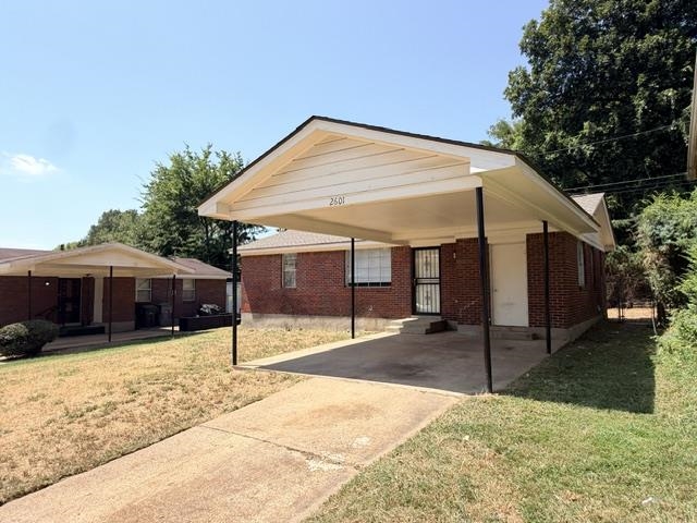 2601 Darlene St Property Photo 3