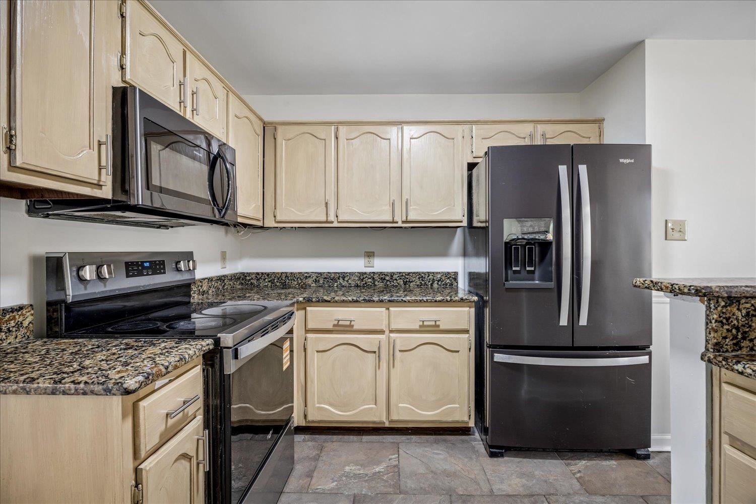 3073 Long Bridge Ln Property Photo 8