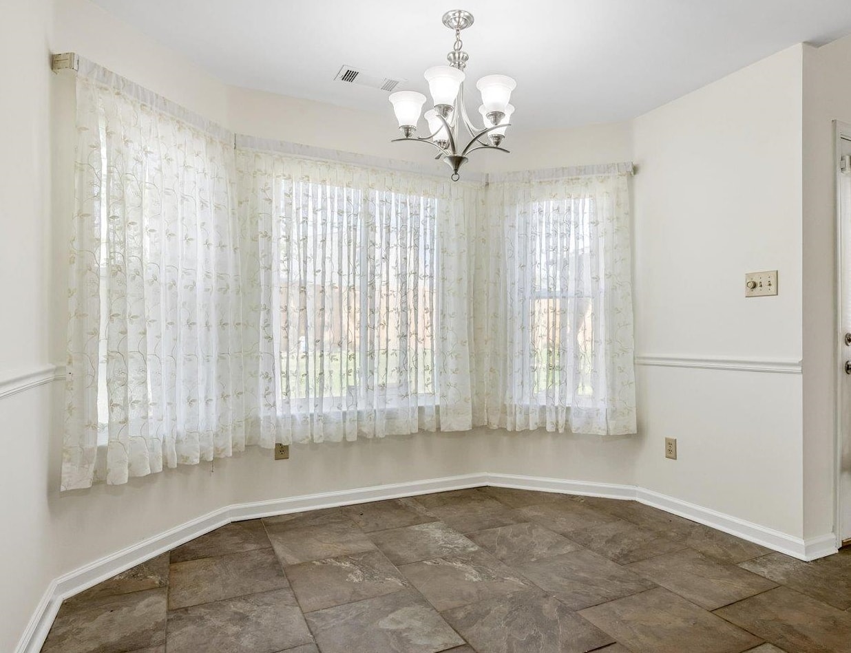 3073 Long Bridge Ln Property Photo 9
