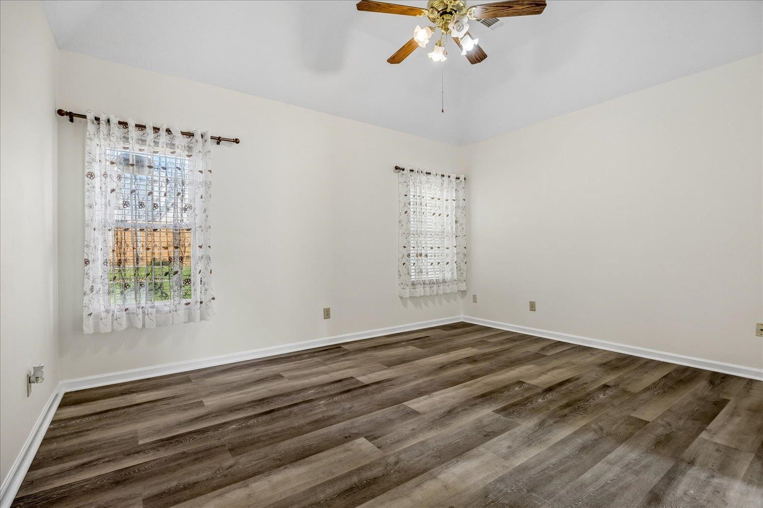 3073 Long Bridge Ln Property Photo 11