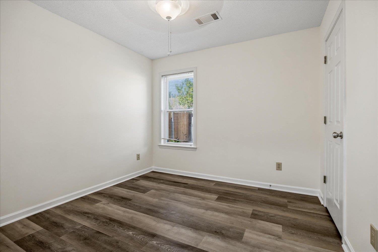 3073 Long Bridge Ln Property Photo 15