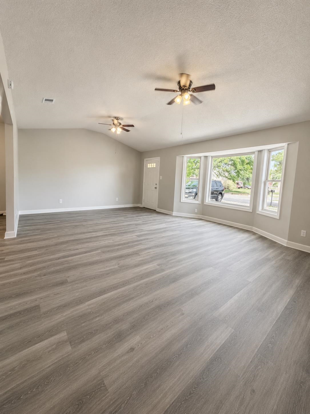 4303 Water Briar Rd Property Photo 11