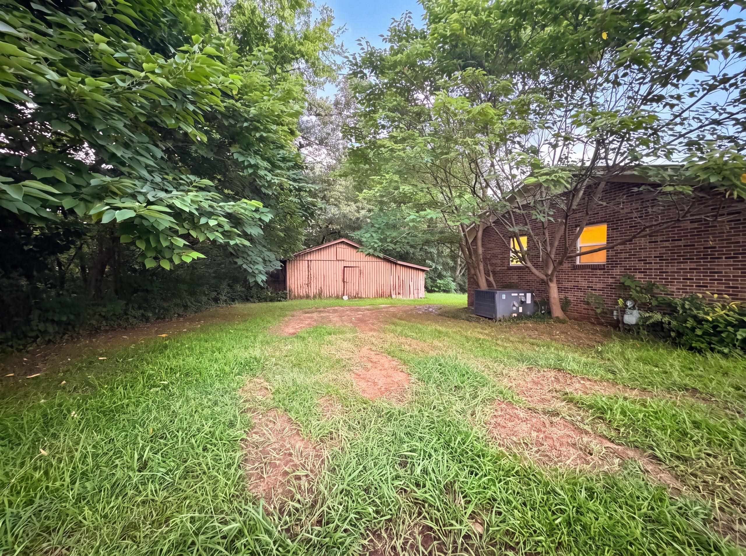 422 W Main Rd Property Photo 19