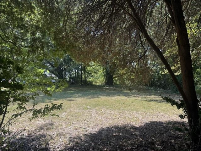 1515 Preston St Property Photo 2