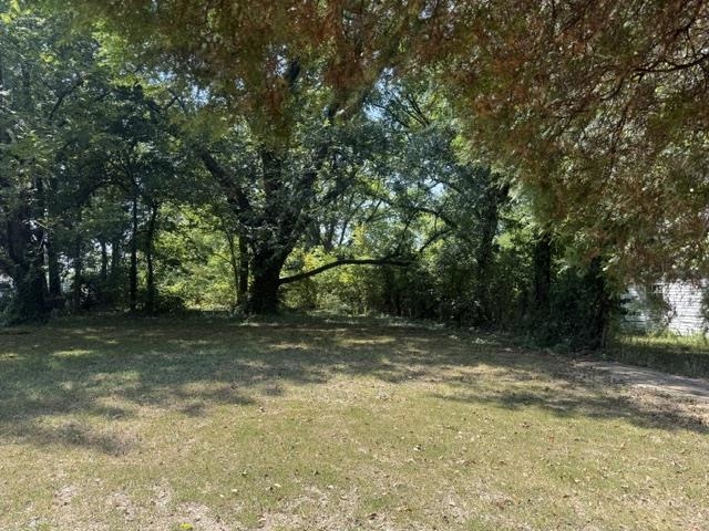 1515 Preston St Property Photo 3