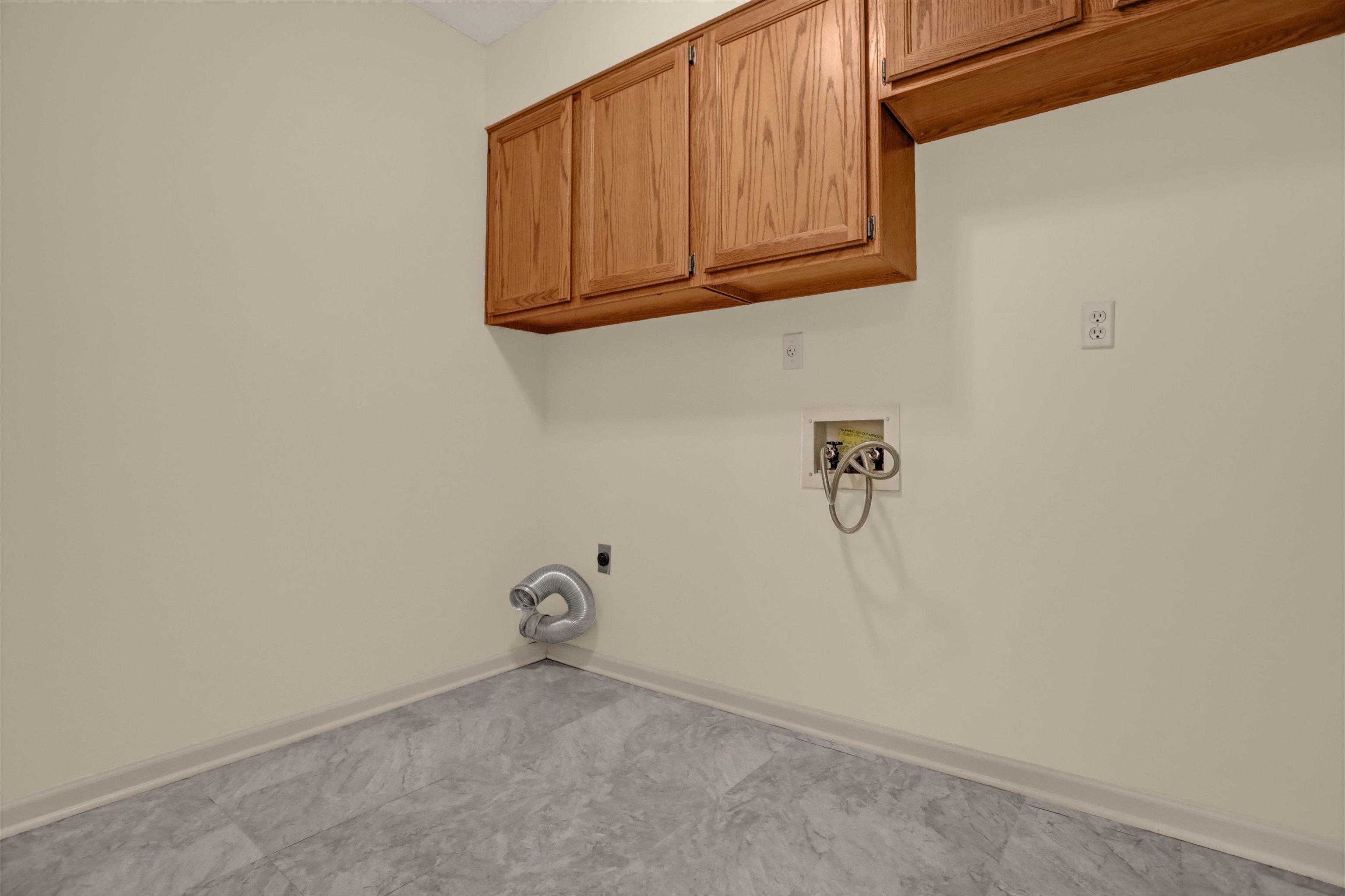 3948 Fern Valley Dr Property Photo 16