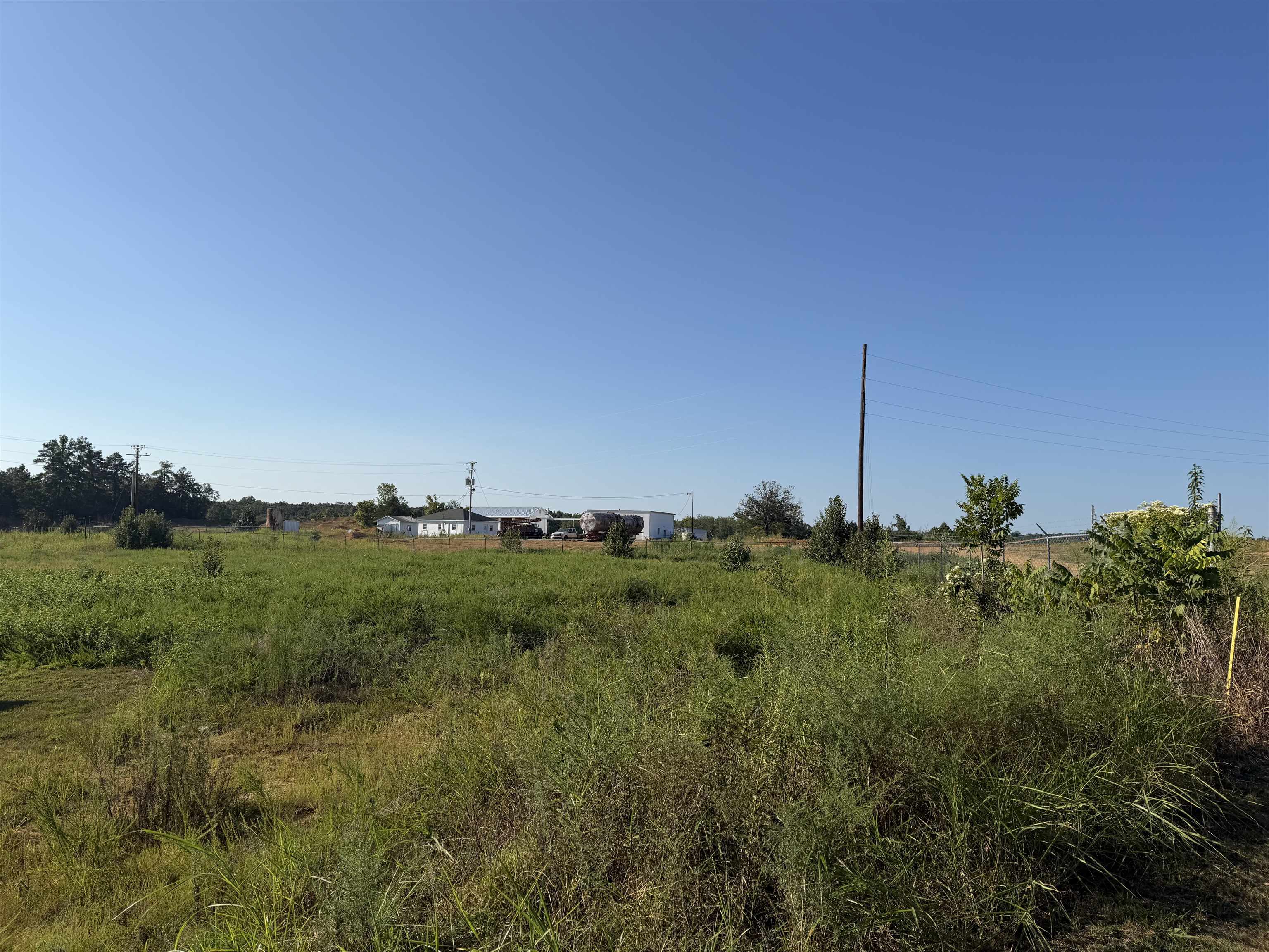 64 Hwy Property Photo 2