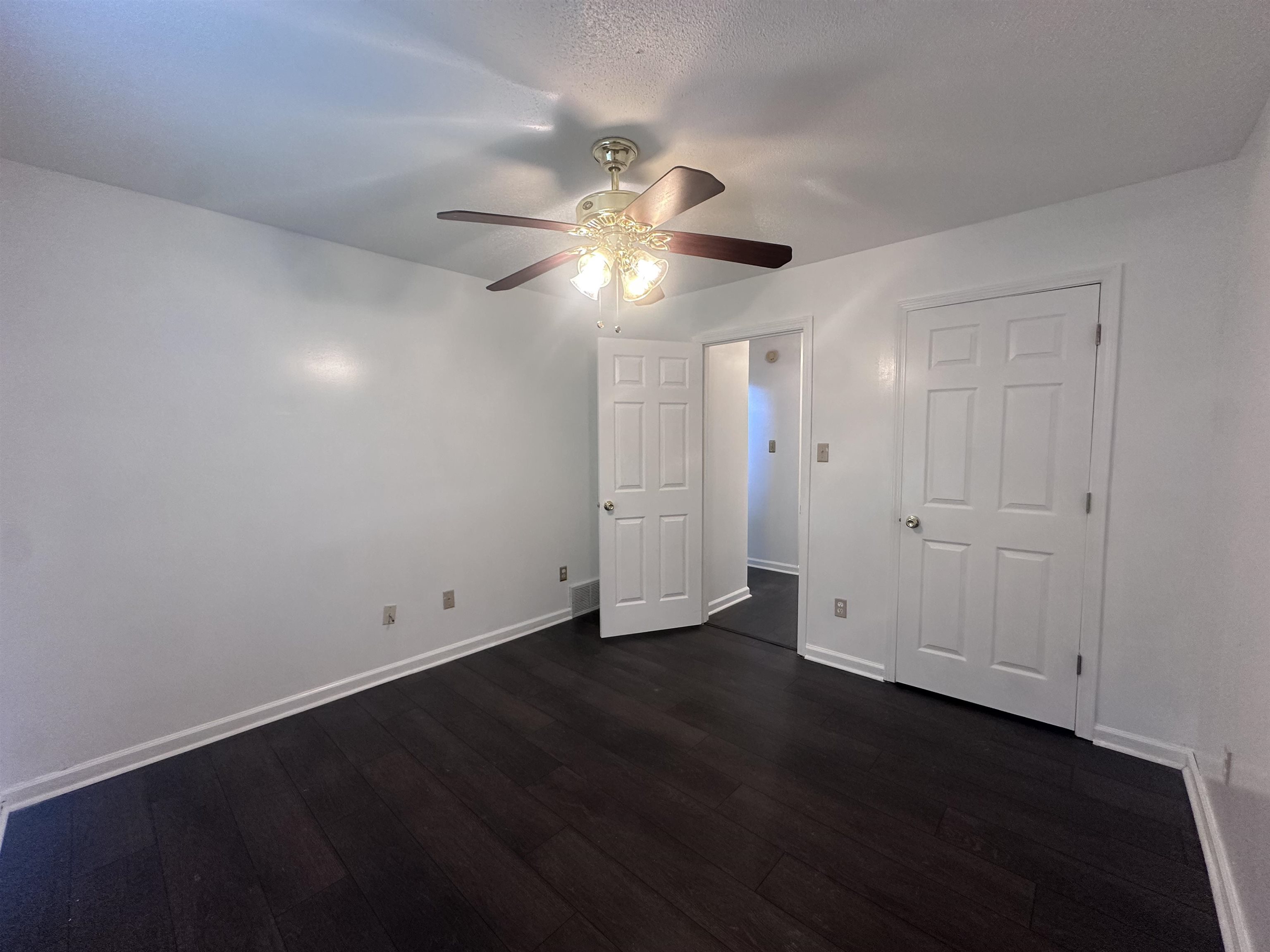 8305 Crimson Creek Dr Property Photo 16