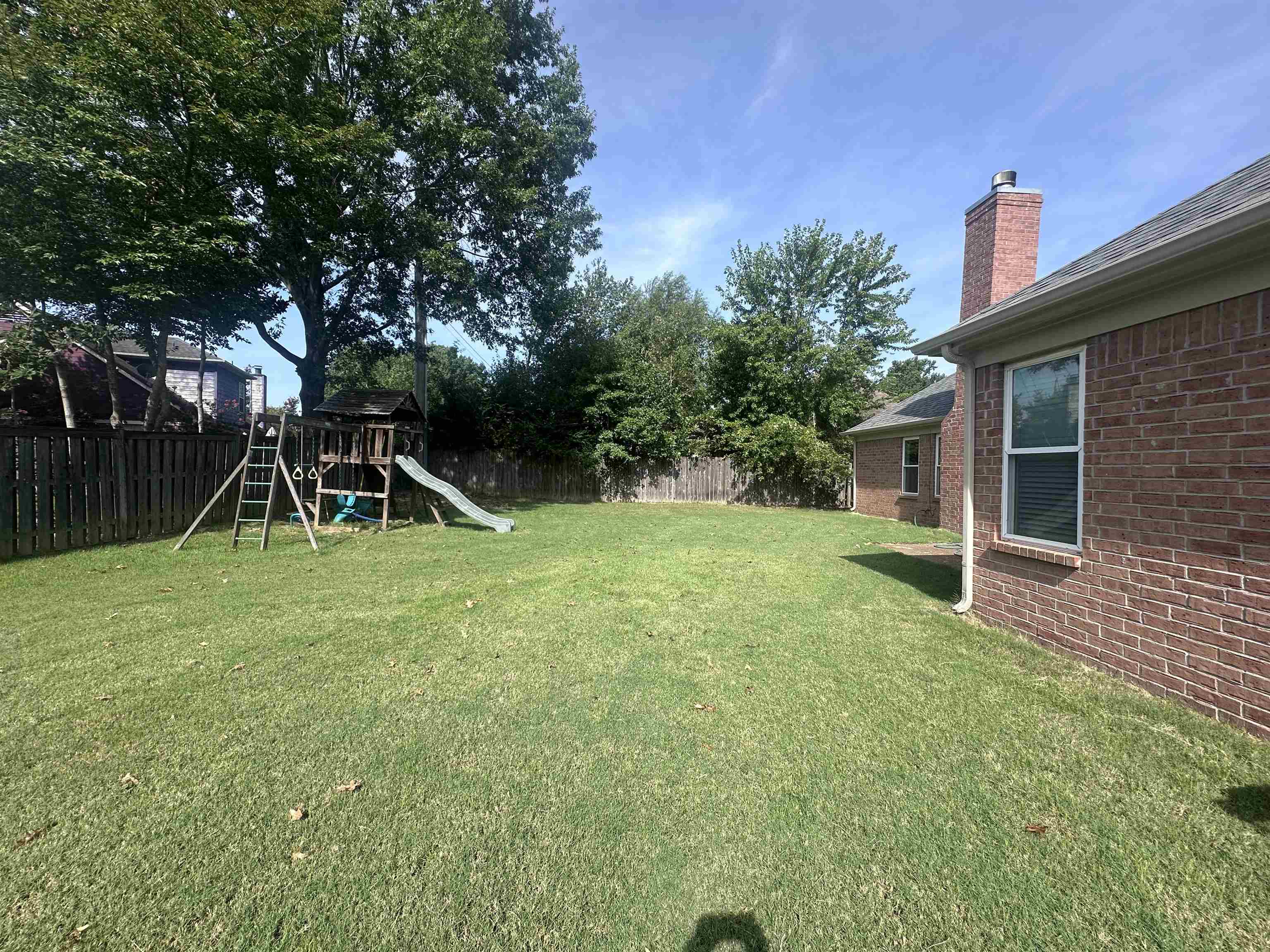 8305 Crimson Creek Dr Property Photo 18