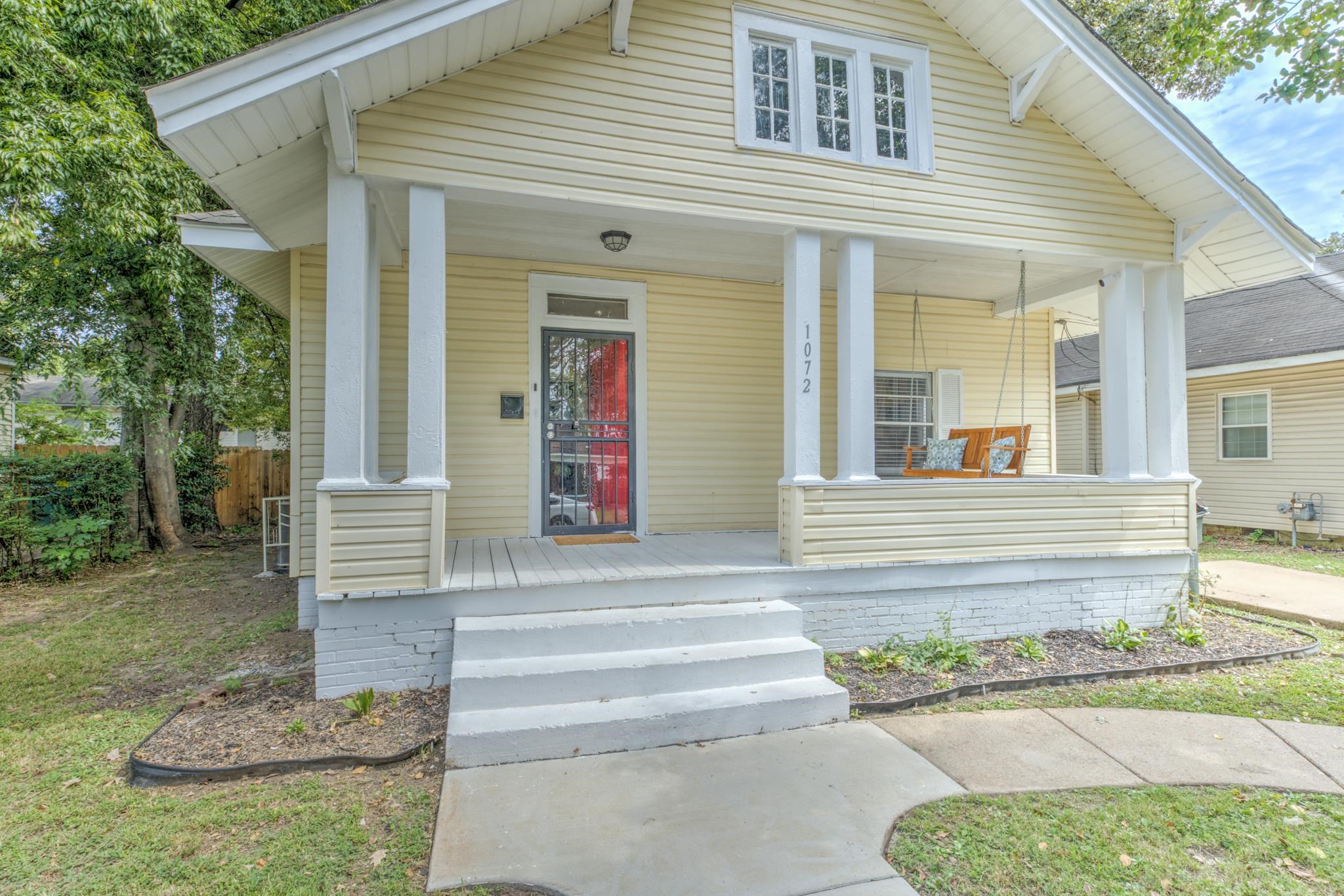1072 S REMBERT ST Property Photo 1