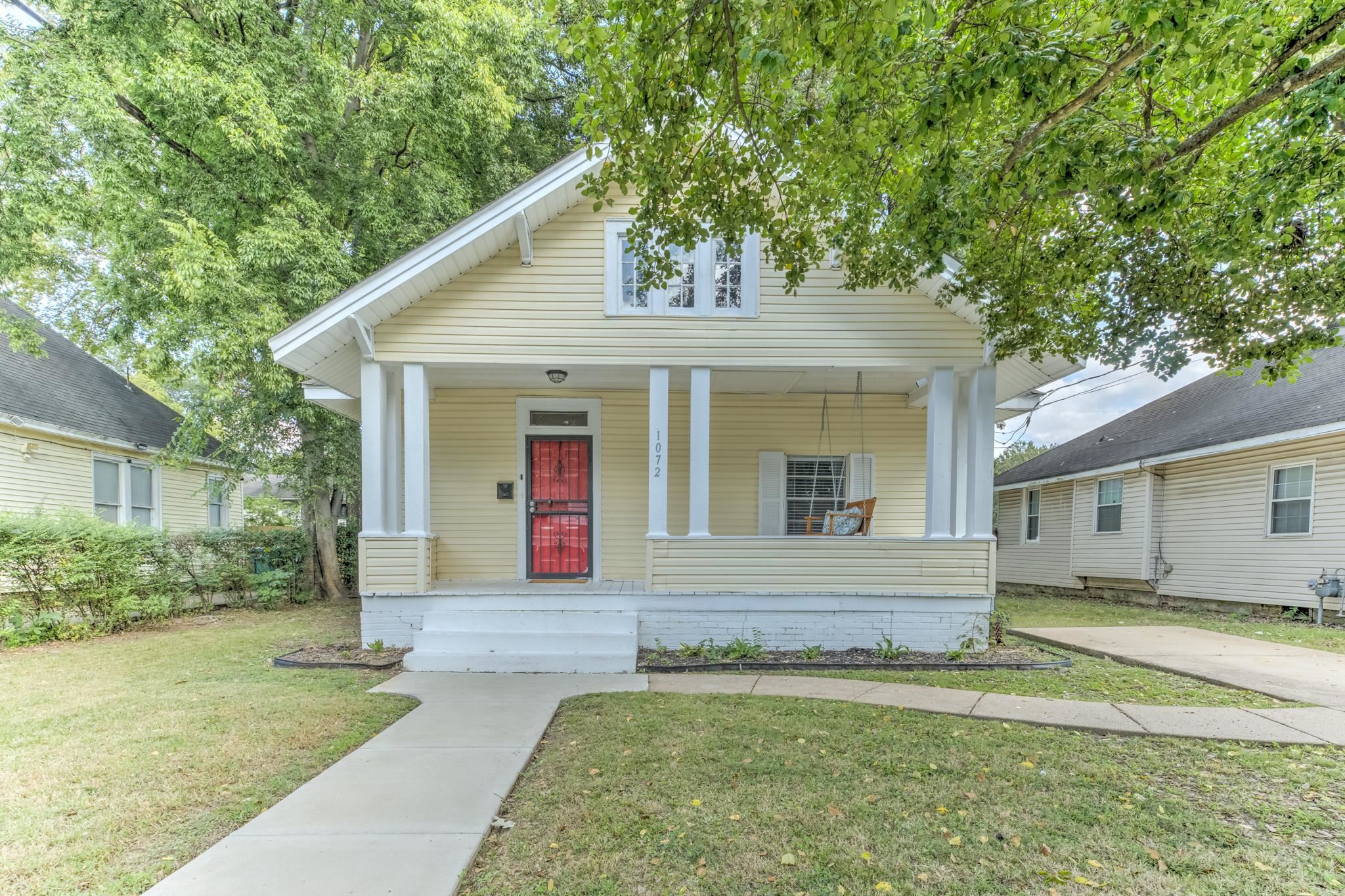 1072 S Rembert St Property Photo 2