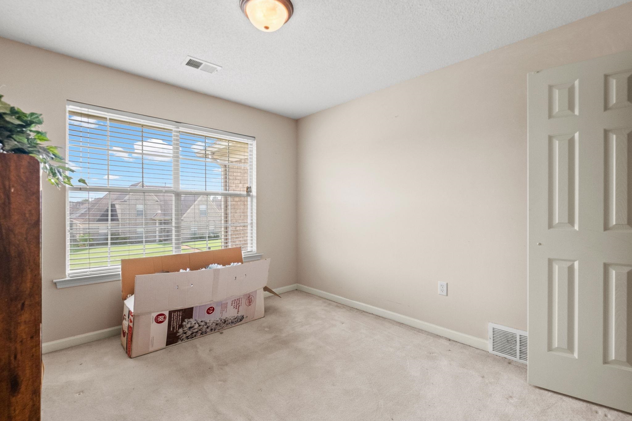 7506 Bevy Ridge Ln Property Photo 24