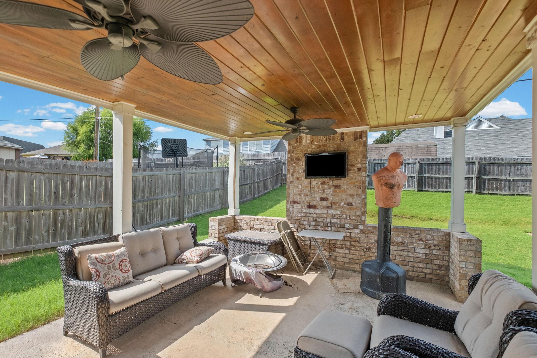 7506 Bevy Ridge Ln Property Photo 27