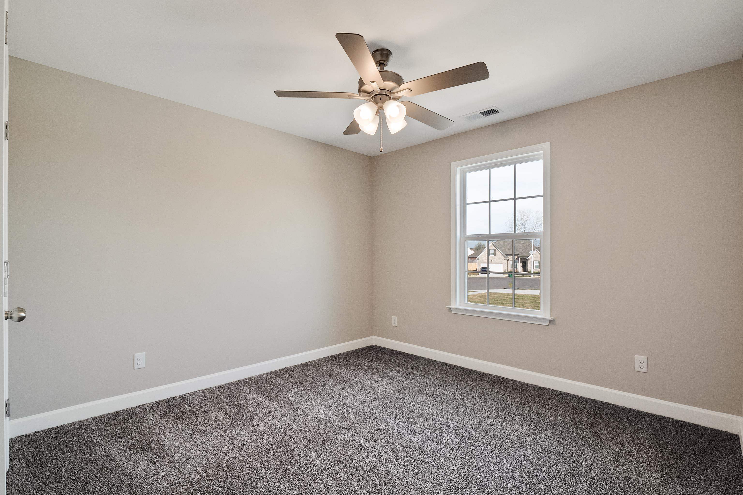 165 Hughetta St Property Photo 13