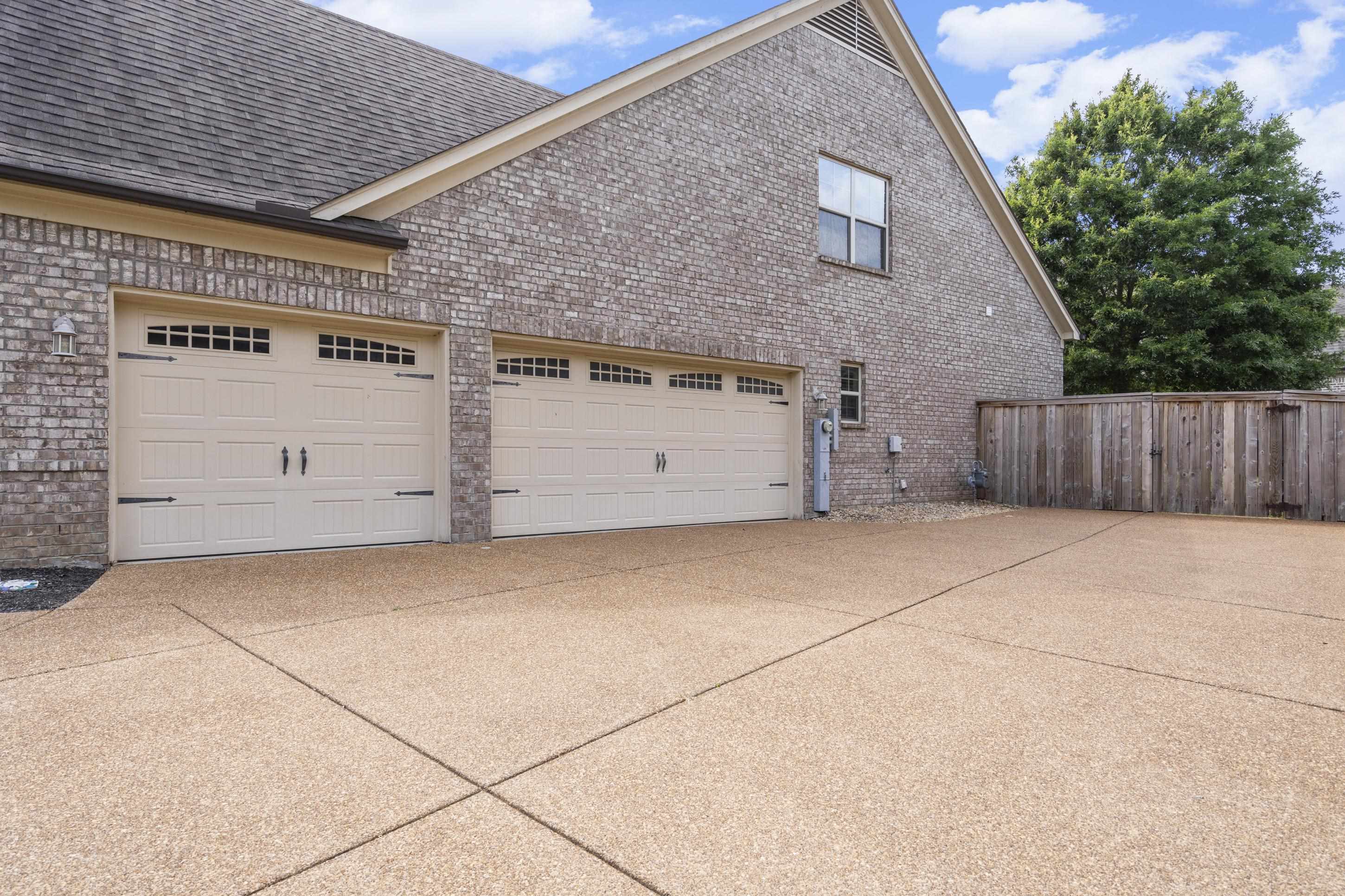 5191 Prairie Sky Dr Property Photo 3