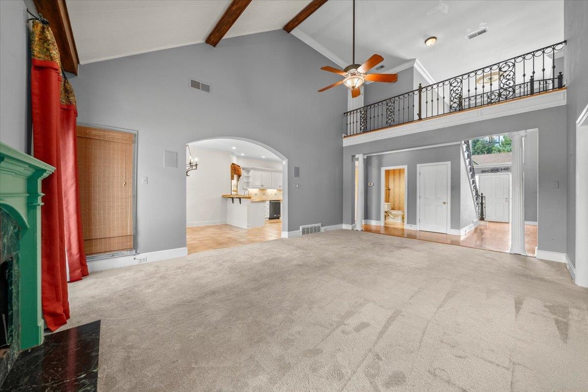 1081 Mirror Lake Ln Property Photo 12