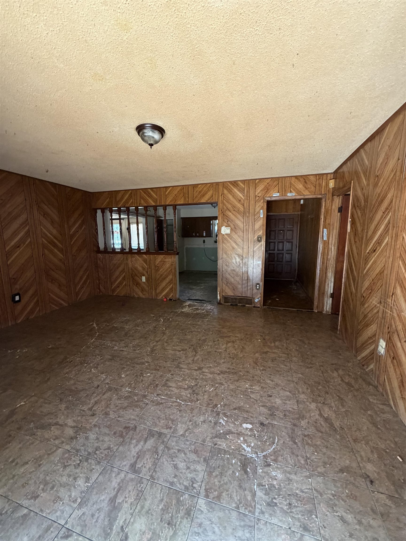 6353 Brockman Dr Property Photo 2