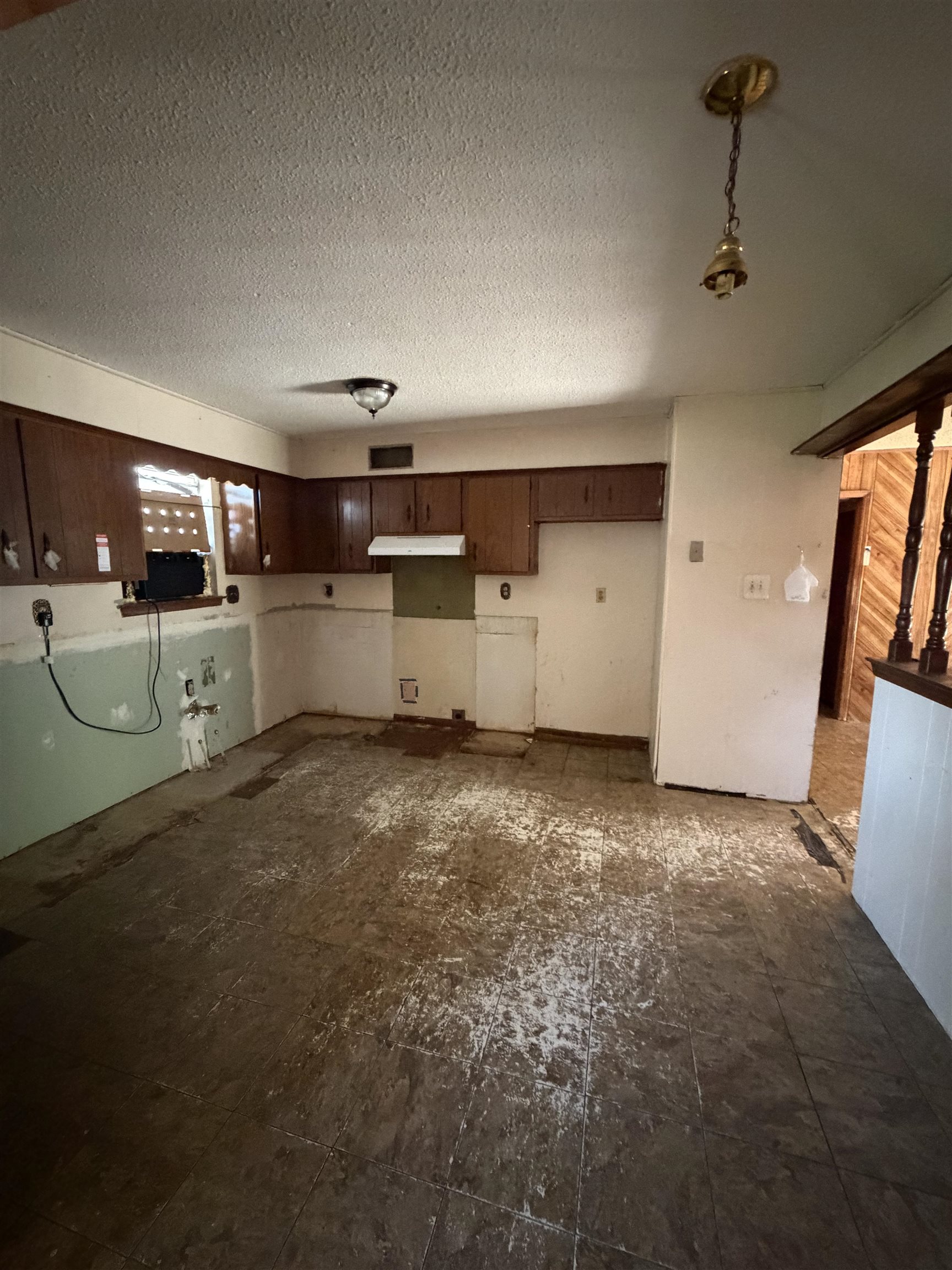 6353 Brockman Dr Property Photo 4