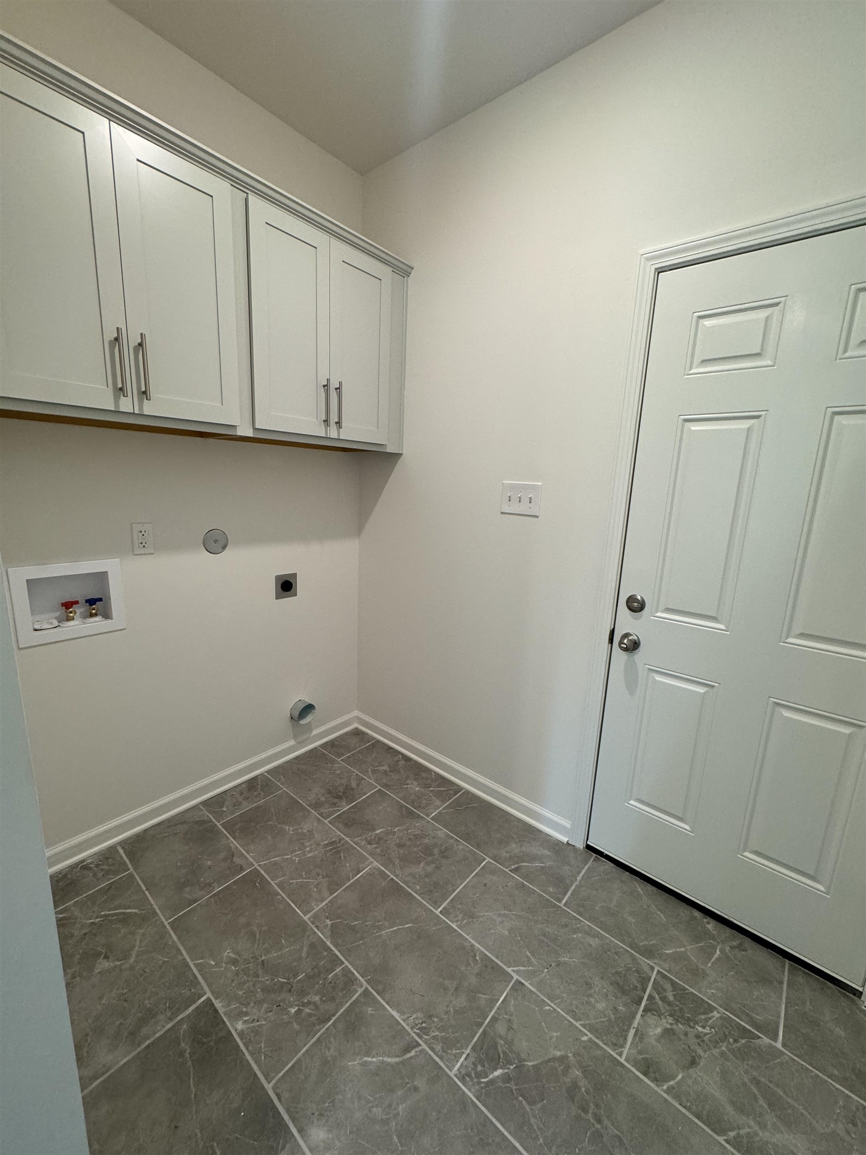 12370 Main St Property Photo 22