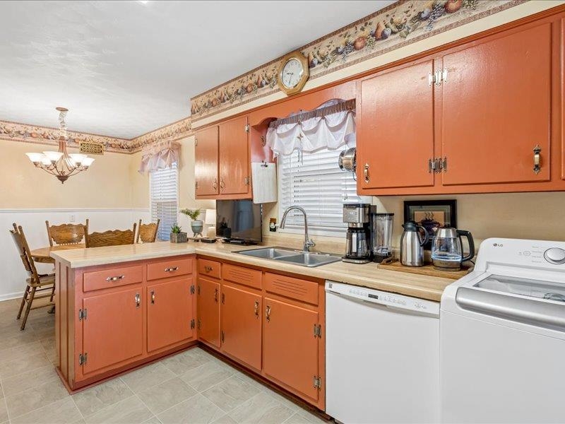 5410 Timmons Ave Property Photo 18