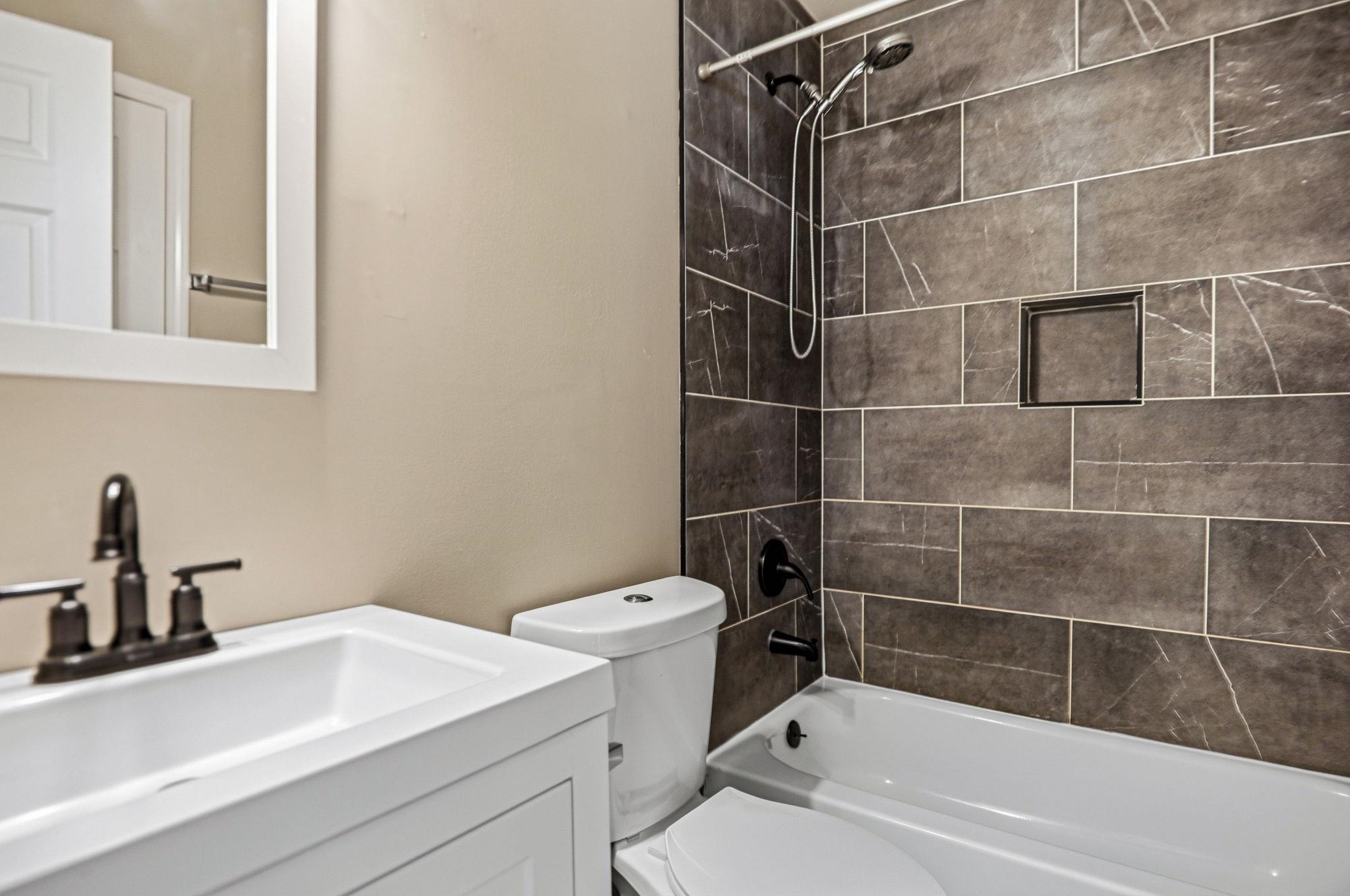 4254 Eastern Cv Property Photo 25