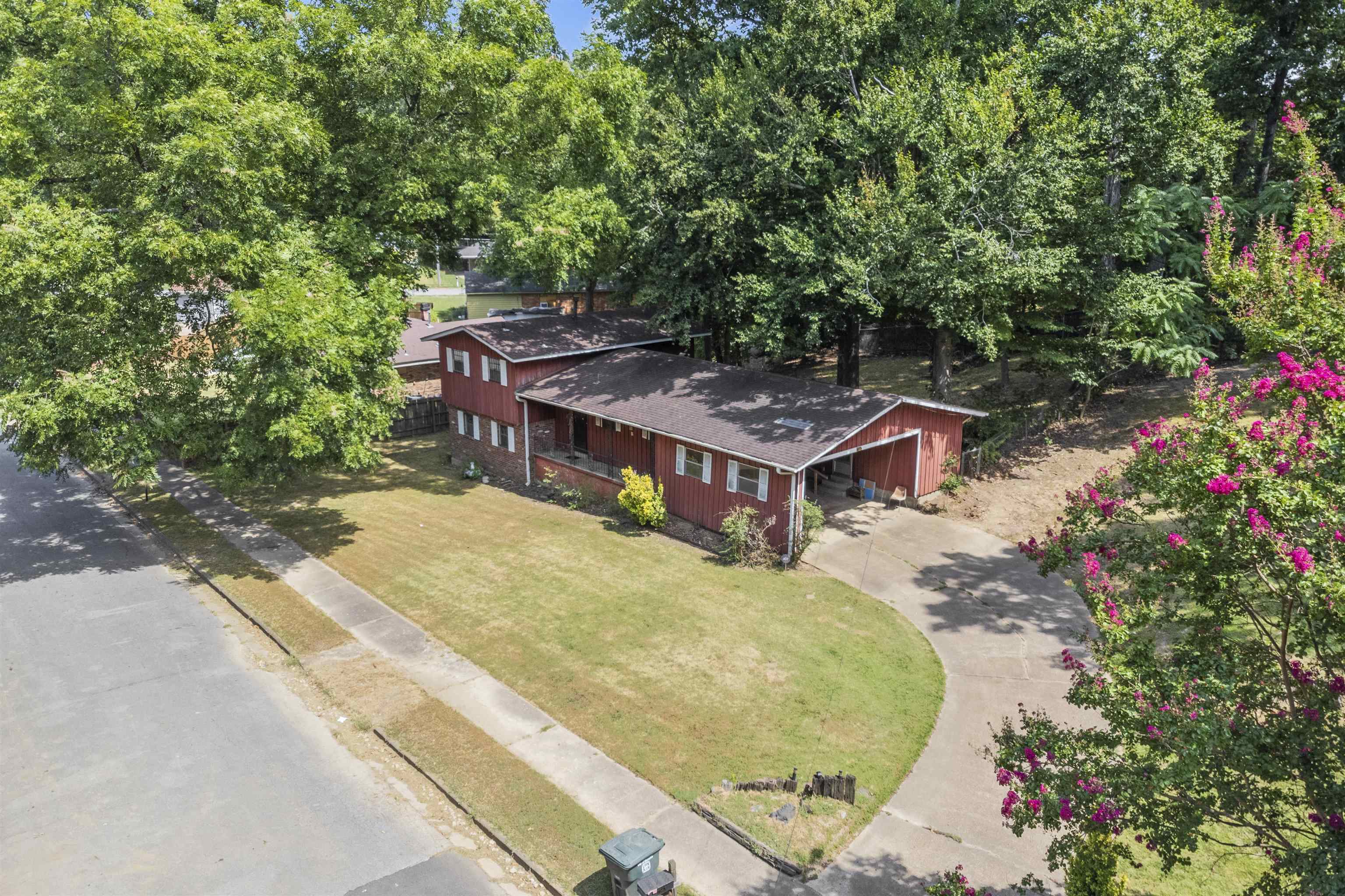 2563 Capewood Dr Property Photo 12