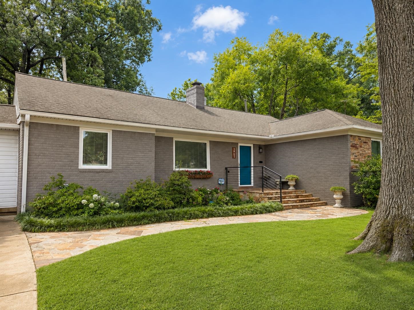3863 Minden Rd Property Photo 1