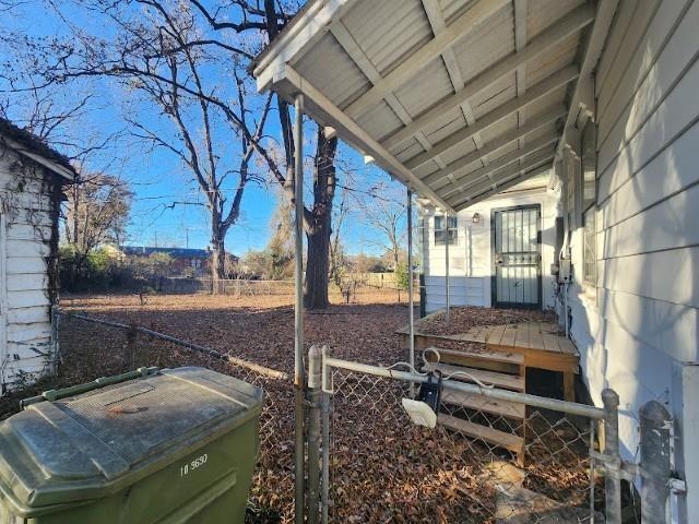 1029 Stonewall St Property Photo 26