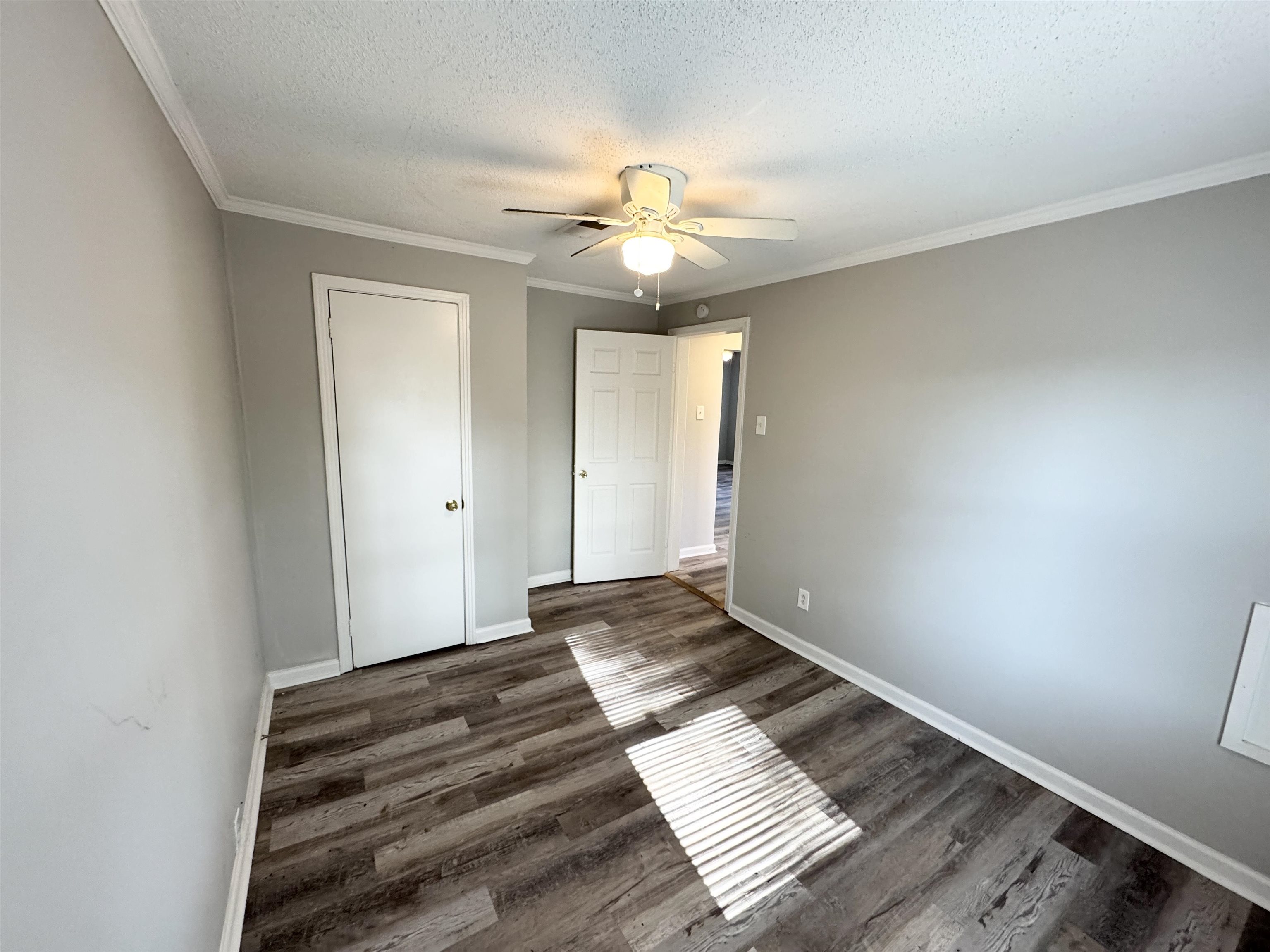 1349 Longcrest Rd Property Photo 6