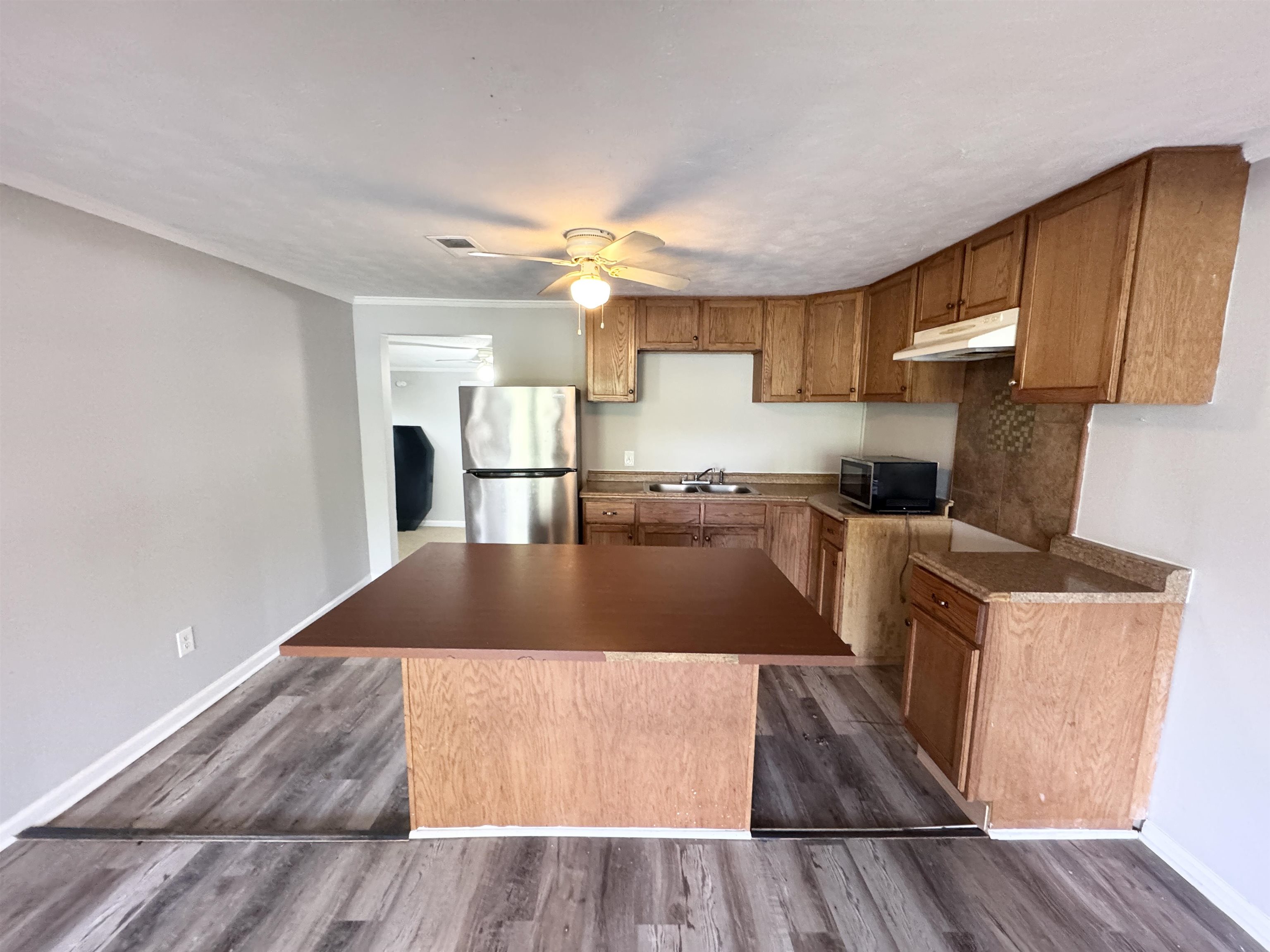 1349 Longcrest Rd Property Photo 10